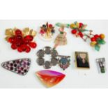 A collection of ladies vintage jewellery dating from the early 20th Century to include a reversed