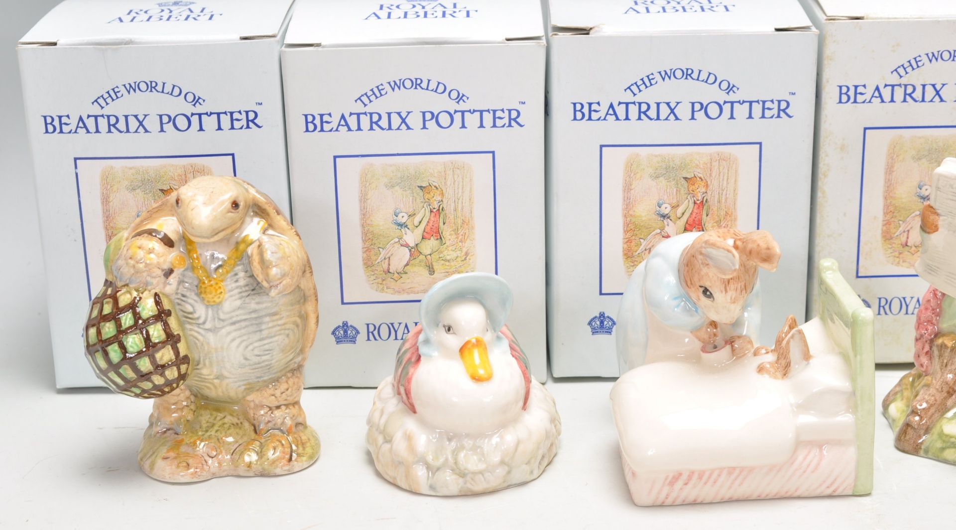 A good collection of ten Royal Albert ceramic figures in 'The World Of Beatrix Potter Collection' to - Bild 3 aus 8