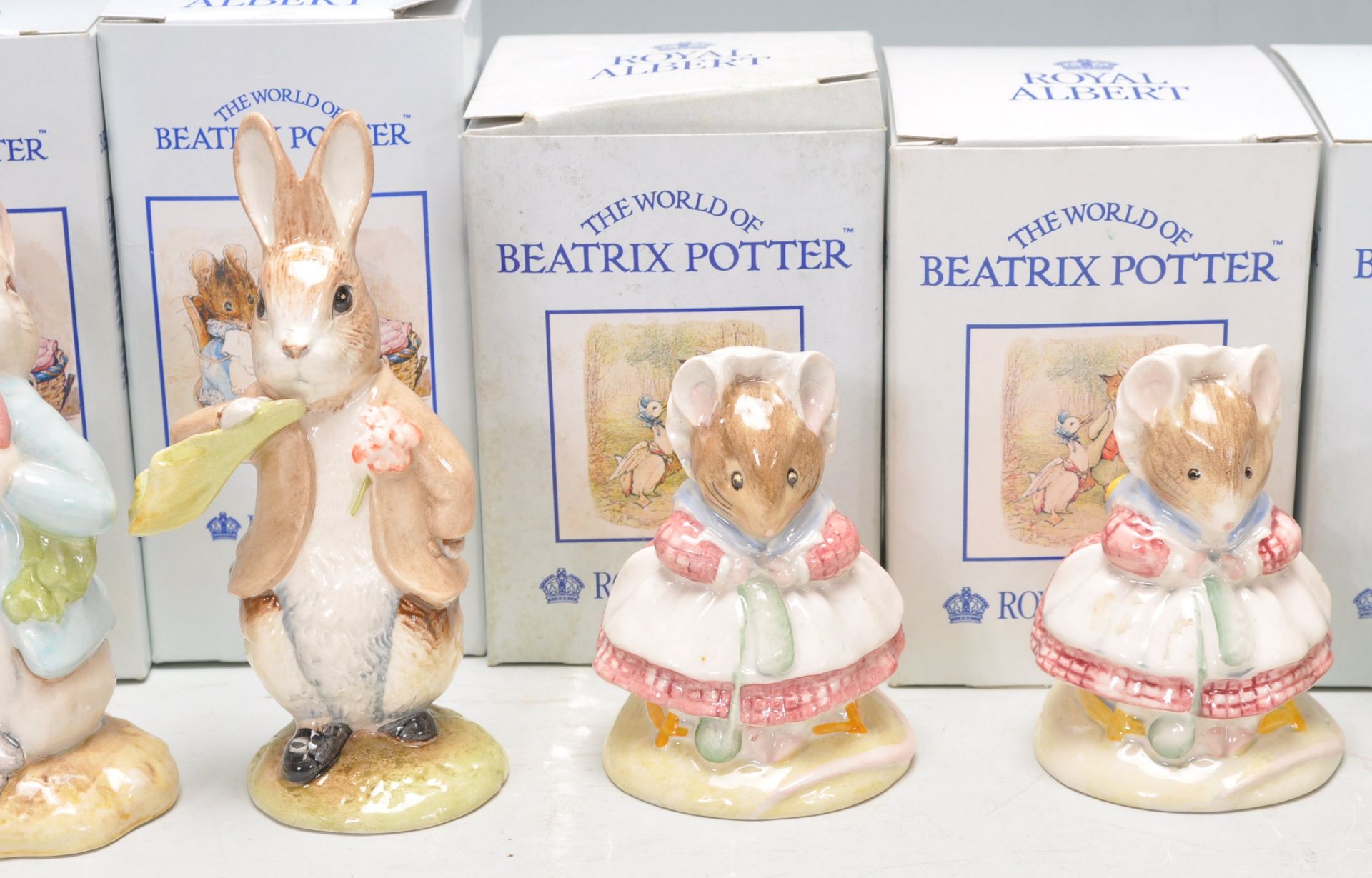 A group of twelve Royal Albert ceramic figures in 'The World Of Beatrix Potter Collection' to - Bild 4 aus 10