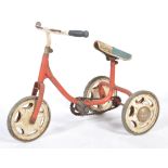 MID 20TH CENTURY CHILDRENS TRICYCLE / BIKE