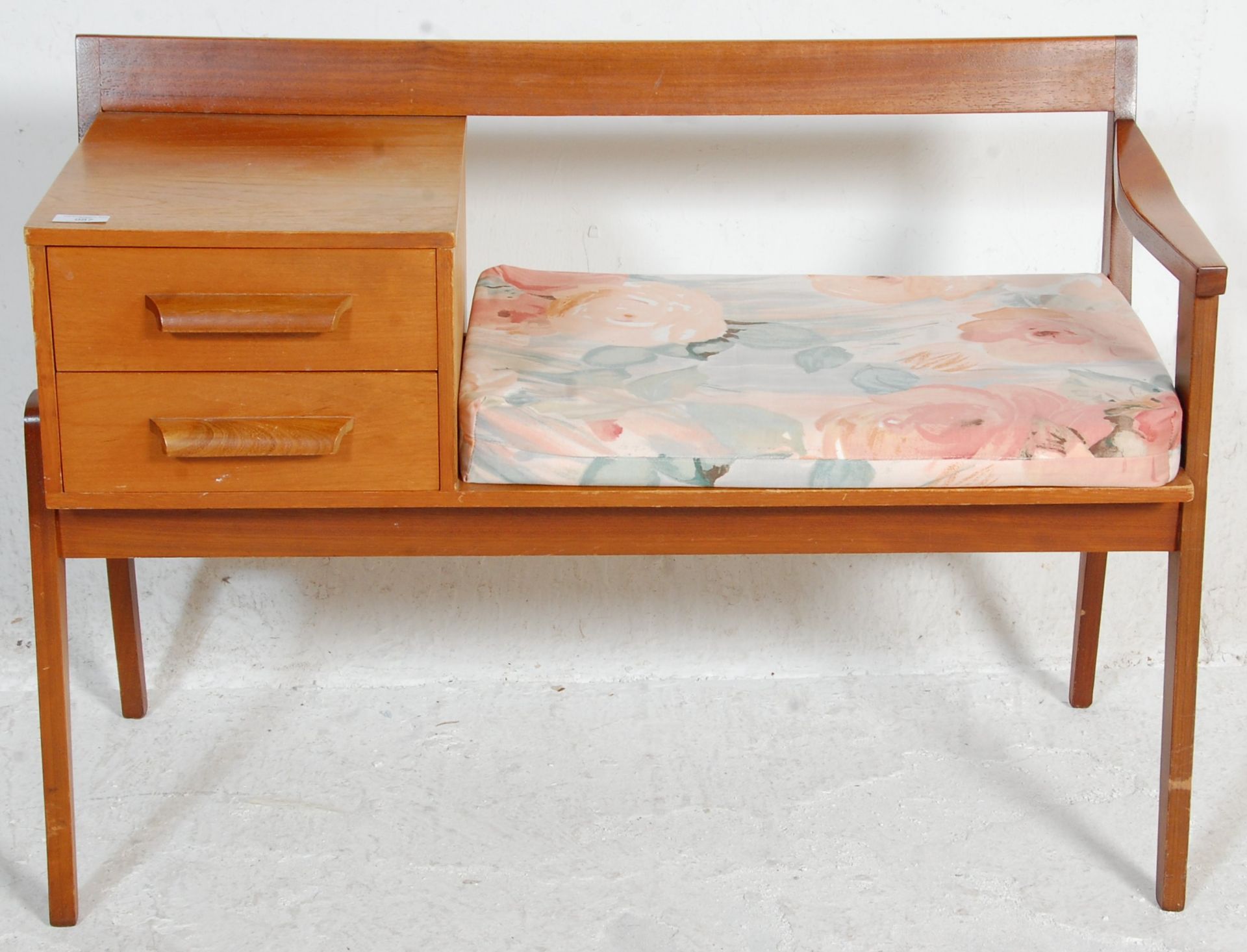 A vintage retro mid 20th Century telephone seat having a bench seat raised on square supports with a - Bild 2 aus 5