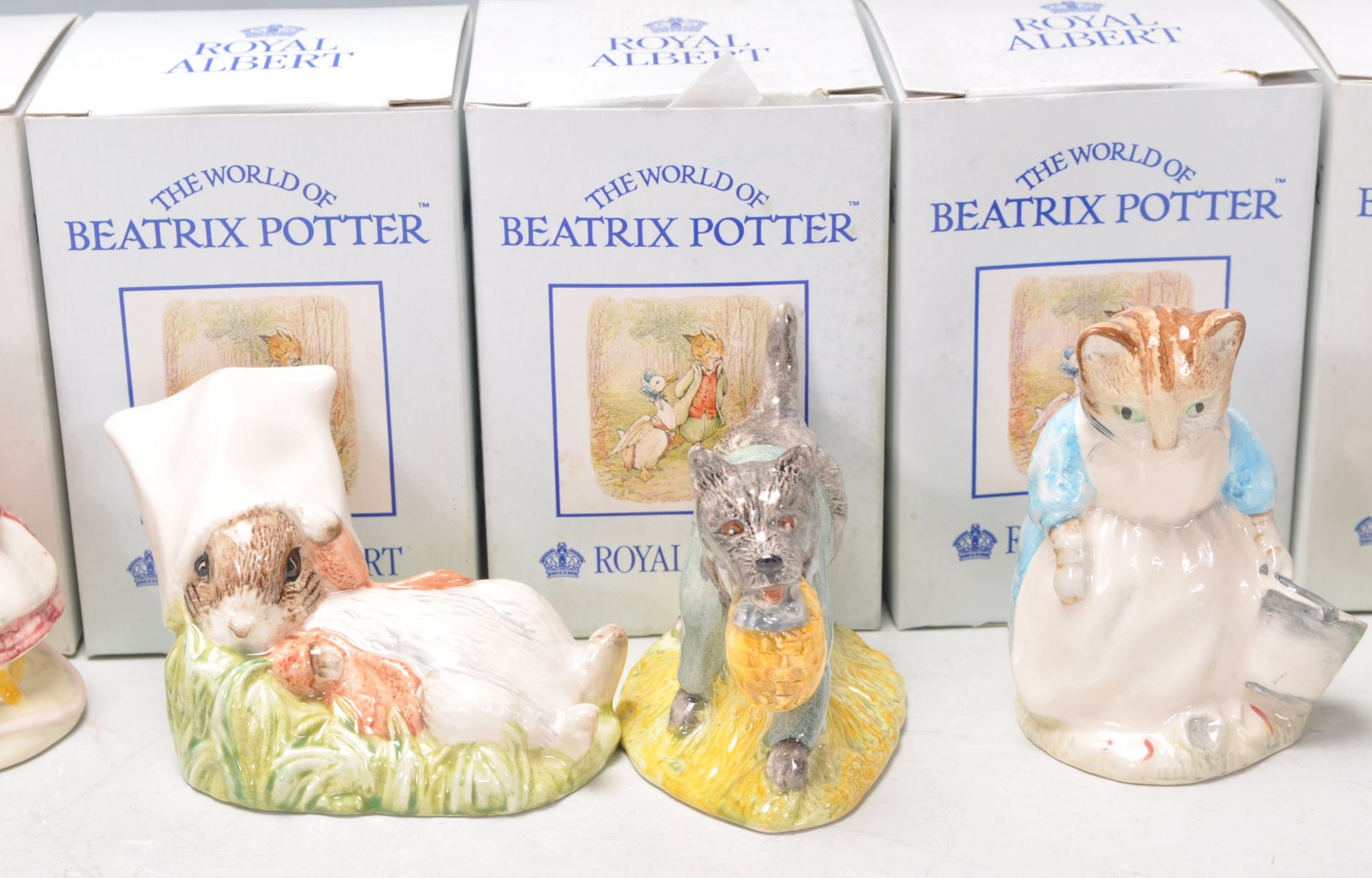 A group of twelve Royal Albert ceramic figures in 'The World Of Beatrix Potter Collection' to - Bild 5 aus 10