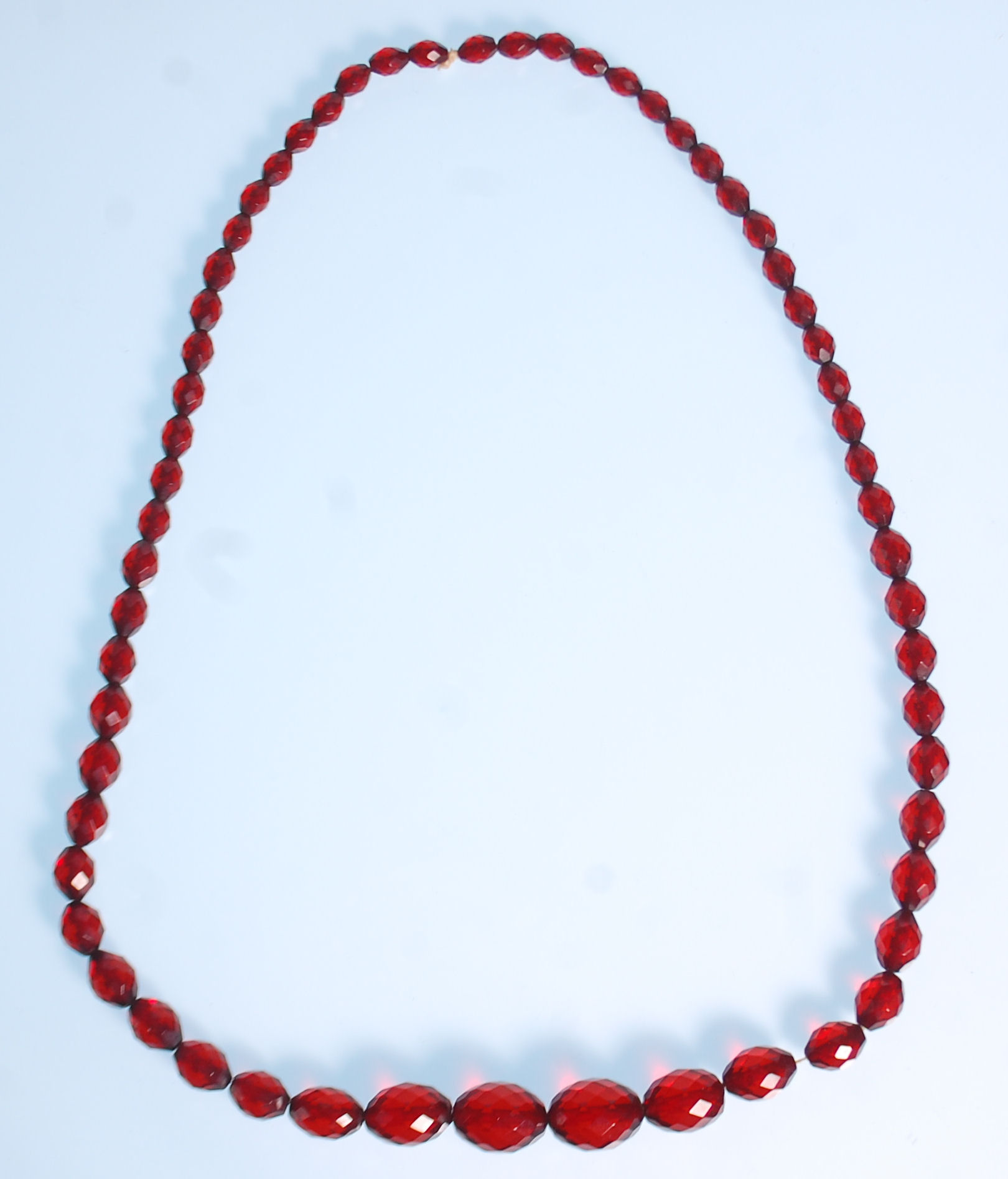 An early 20th Century necklace of graduating facet