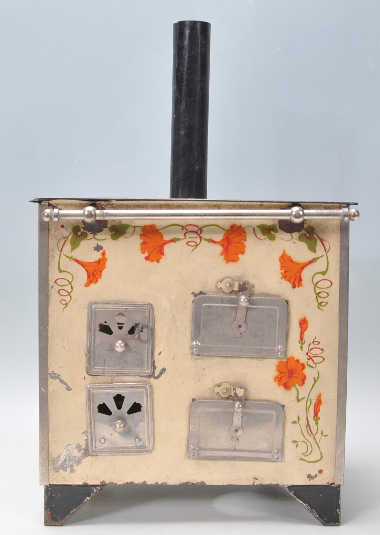 A vintage 20th Century tin model of a stove / oven - Image 2 of 9