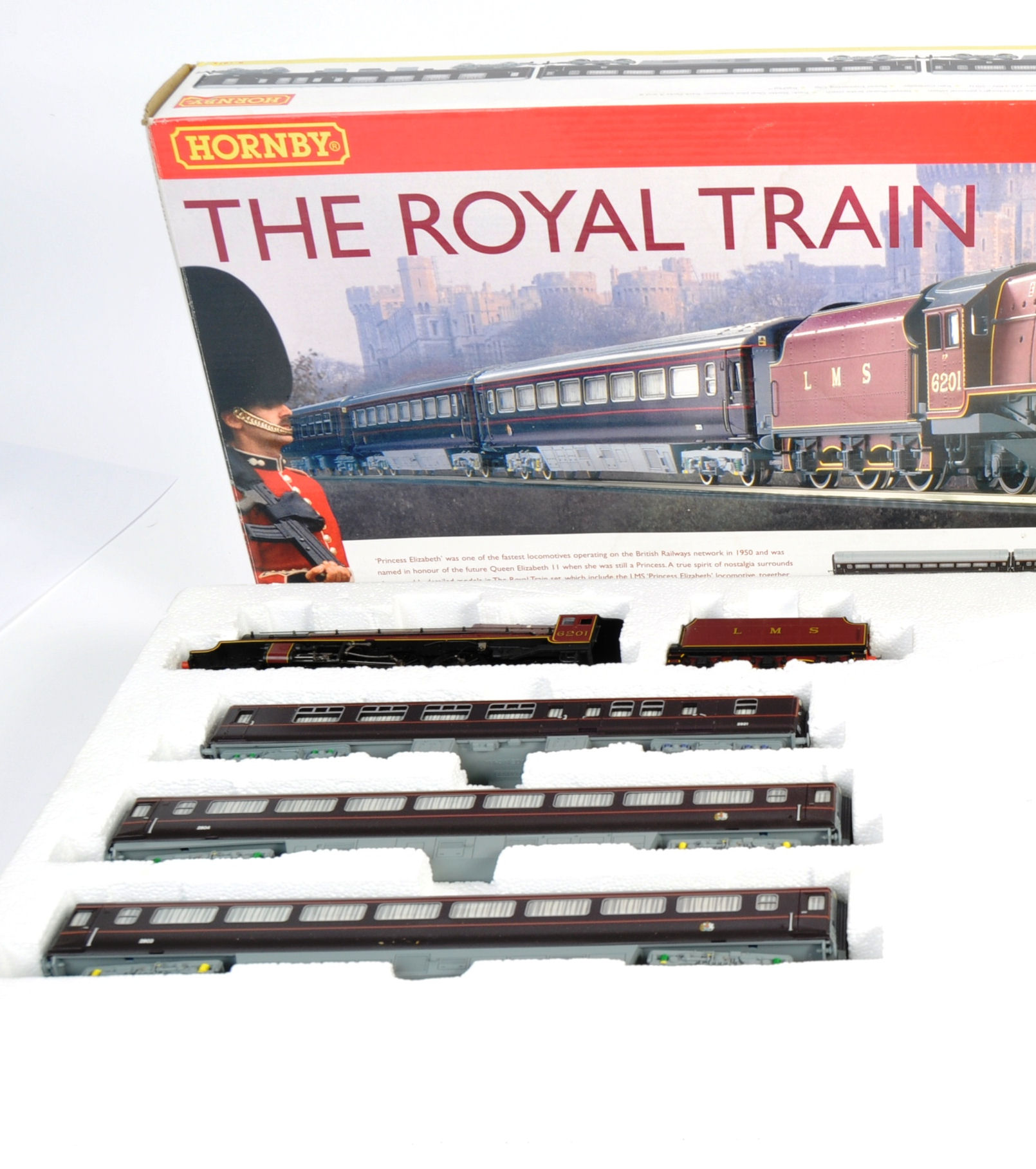 HORNBY 00 GAUGE BOXED SET ' THE ROYAL TRAIN ' MODEL RAILWAY - Image 2 of 5