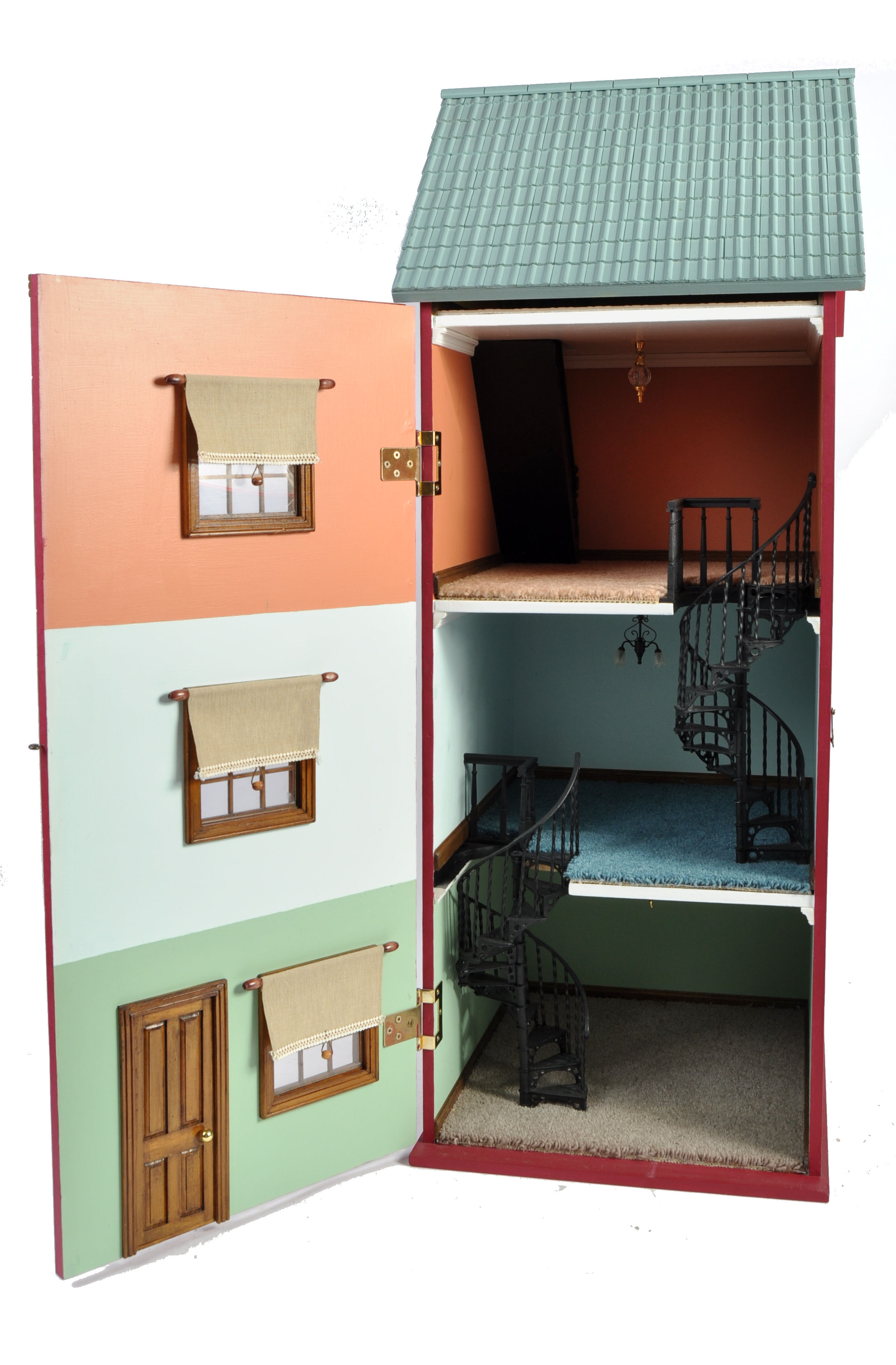 PRIVATE COLLECTION OF DOLL'S HOUSES - LILISAM ODDS & BOBS SHOP - Image 3 of 6