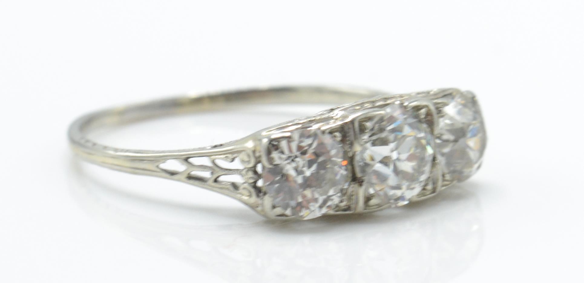 An Art Deco 18ct Gold, Platinum & Diamond Ring - Image 2 of 4