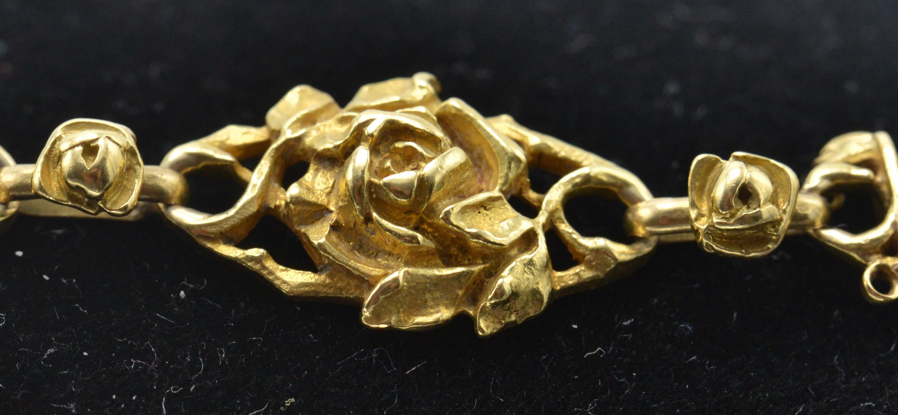 A French gold Art Nouveau seven link bracelet. The bracelet form of openwork links in the form of - Image 3 of 8