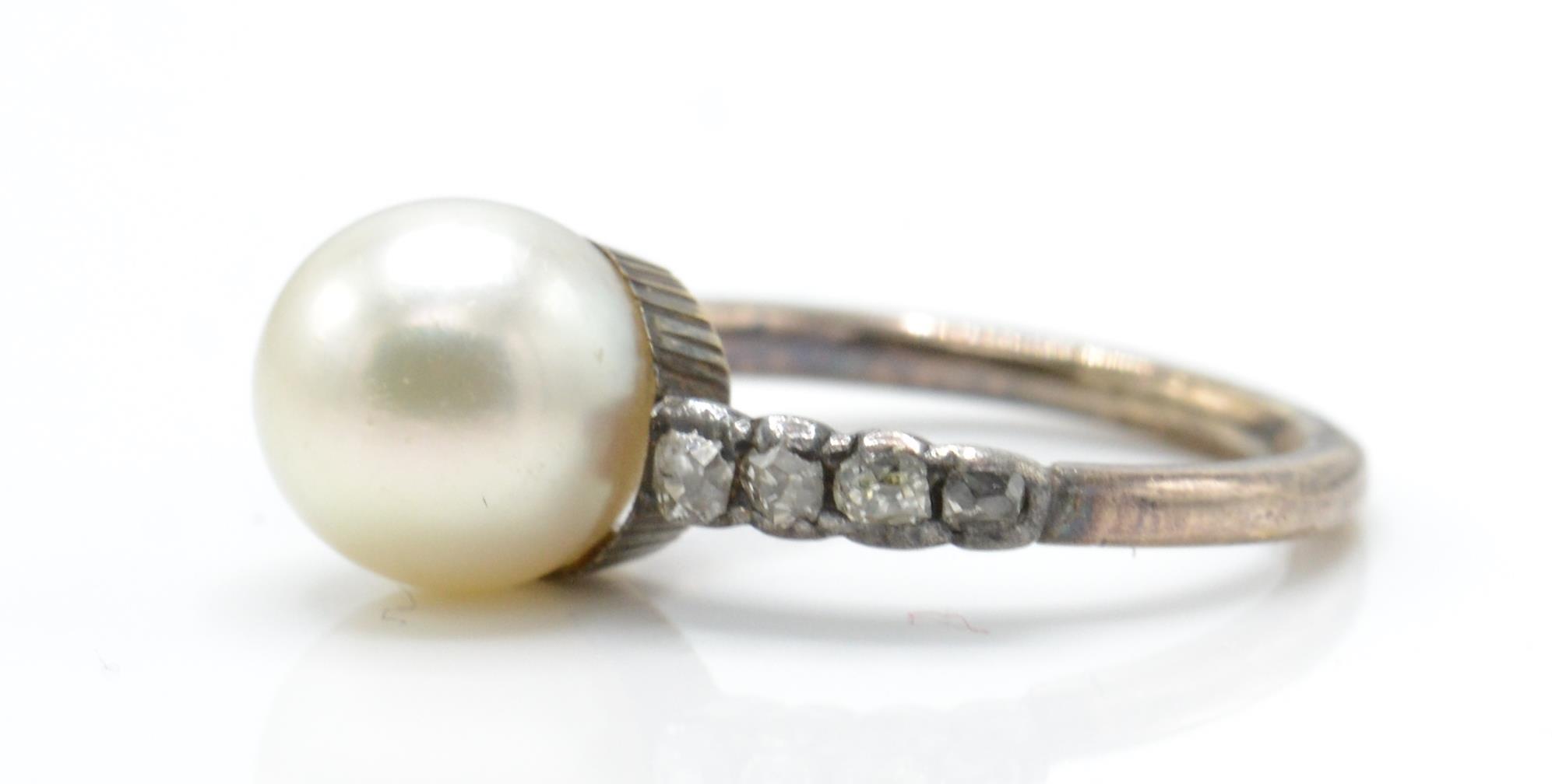 A Pearl & Diamond Ring - Image 2 of 3