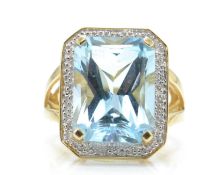 A 14ct aquamarine and diamond ring.