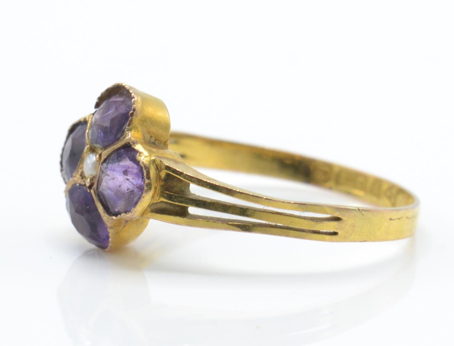 An Antique Amethyst & Pearl Cluster Ring - Image 2 of 5