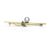 A 9ct gold aquamarine and pearl bar brooch pin.