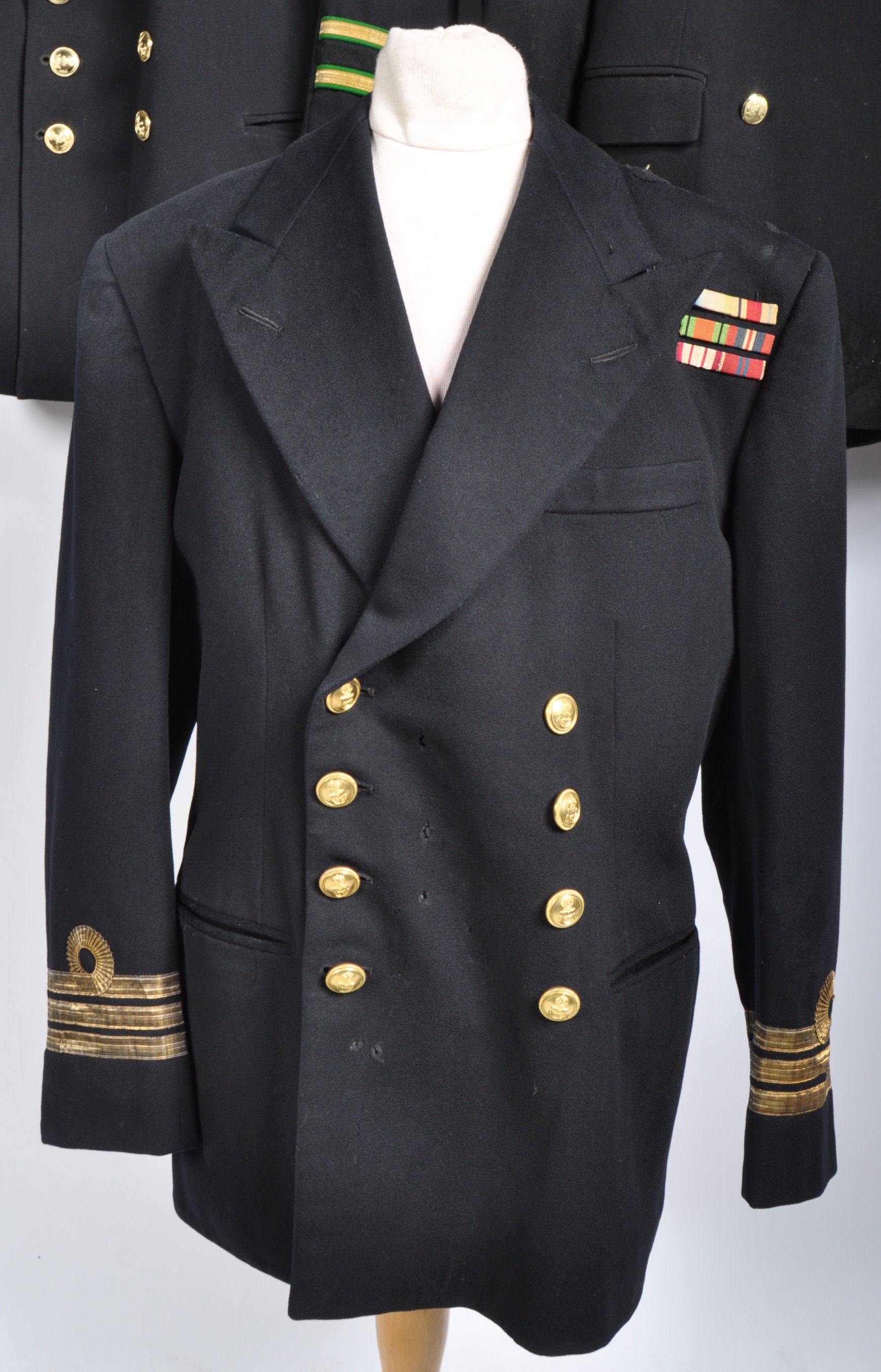 UNIFORMS & FANCY DRESS - A COLLECTION OF THREE BRITISH ROYAL NAVY UNIFORM JACKETS. - Image 4 of 5