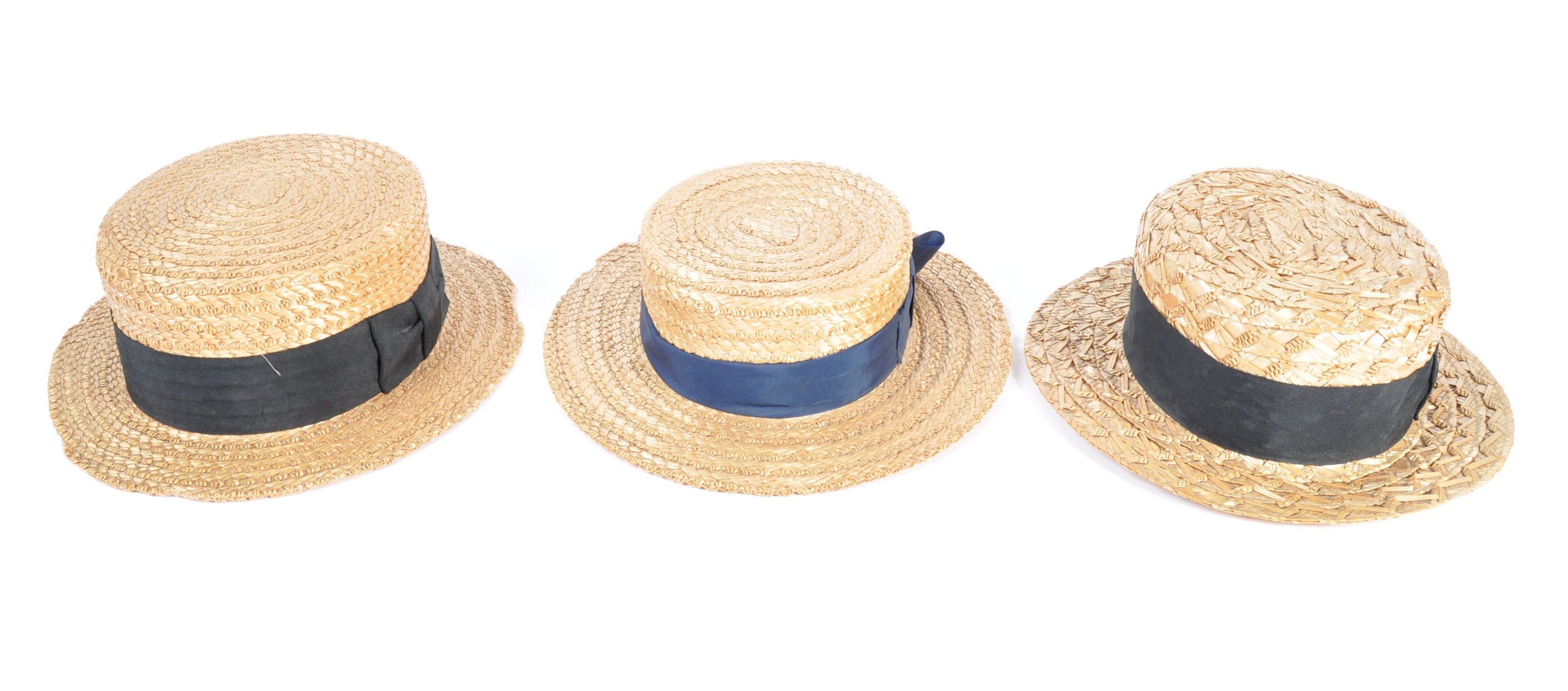 UNIFORMS AND FANCY DRESS - A COLLECTION OF EDWARDIAN STYLE STRAW BOATER HATS.