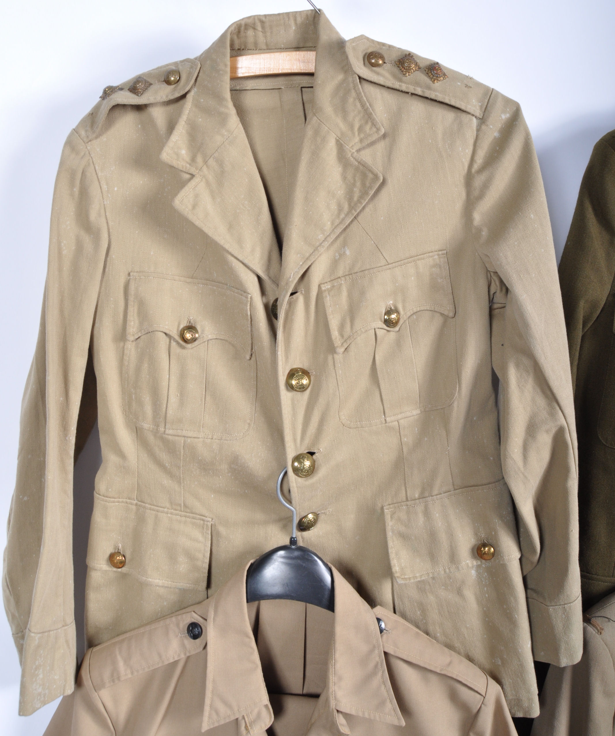 Uniforms - A collection of five British Armed Forces RAF uniform items to include a No 2. army - Image 4 of 5