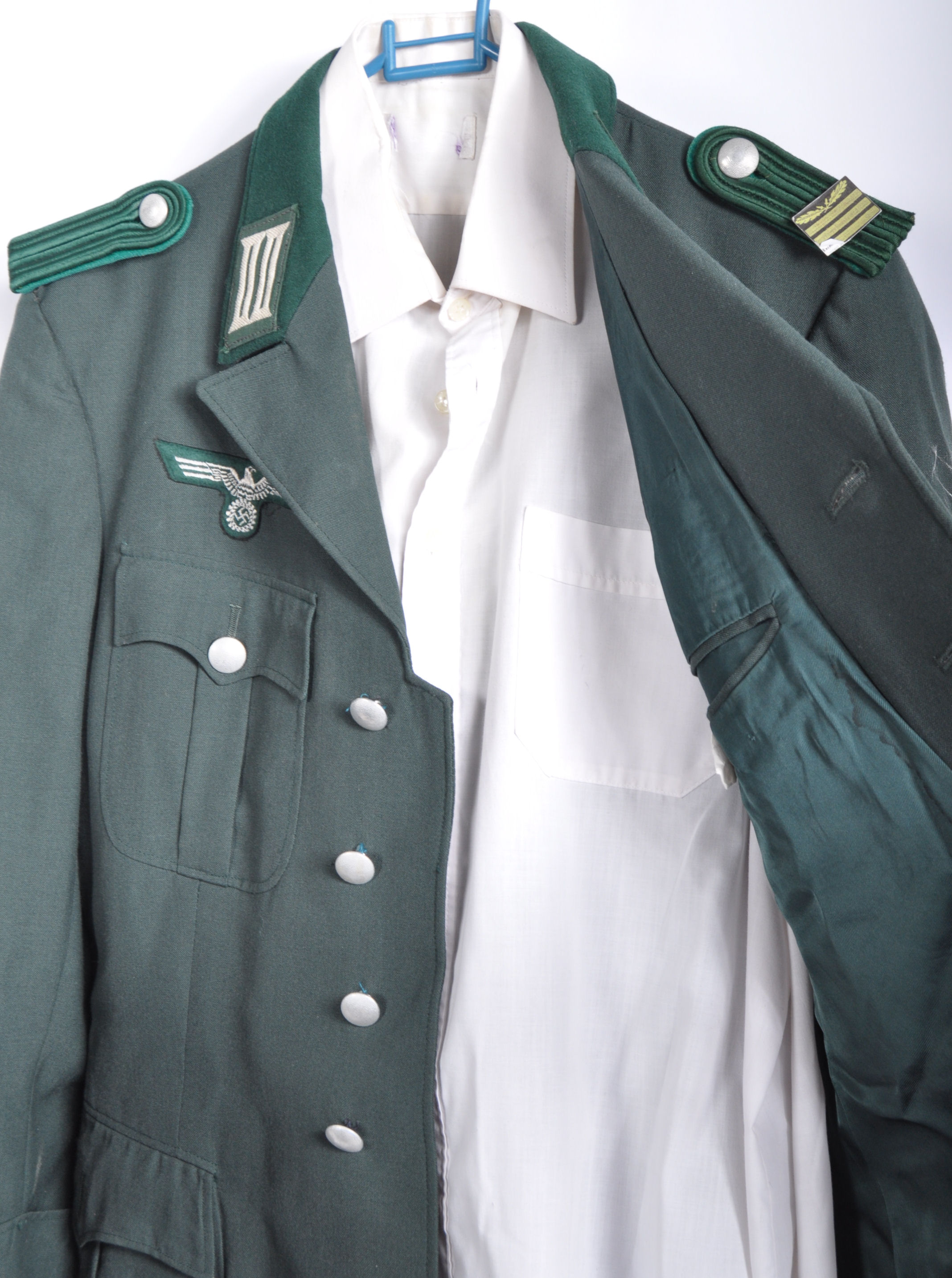 UNIFORMS & FANCY DRESS - COLLECTION OF WW2 GERMAN UNIFORMS - Image 4 of 4