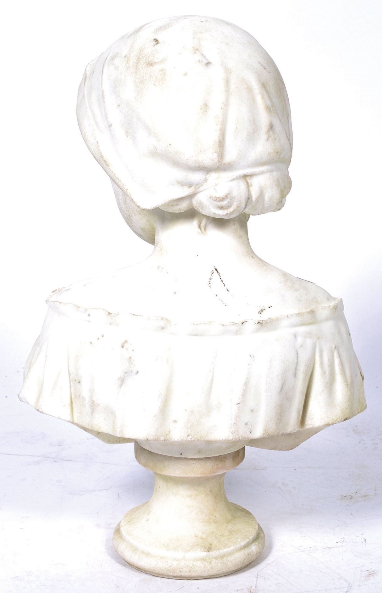 18TH / 19TH CENTURY ITALIAN WHITE MARBLE BUST OF A MAIDEN - Bild 6 aus 8