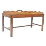 19TH CENTURY MAHOGANY BUTLERS TRAY ON STAND / TABLE