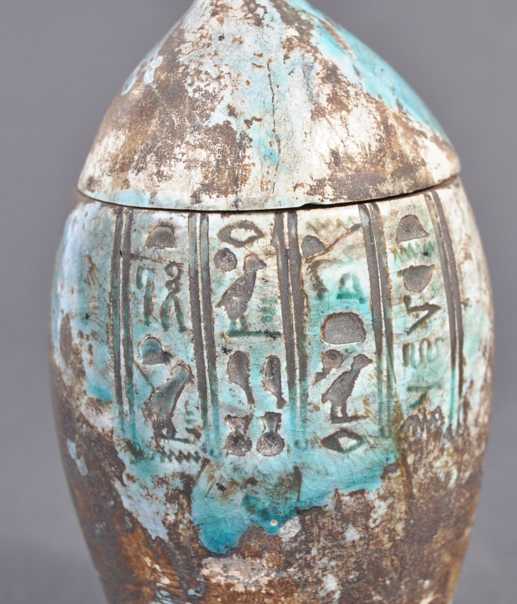 19TH CENTURY ANCIENT EGYPTIAN BLUE FAIENCE CANOPIC JAR - Bild 4 aus 7