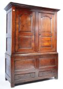 AN 18TH CENTURY GEORGIAN ANTIQUE OAK HOUSEKEEPERS CUPBOARD