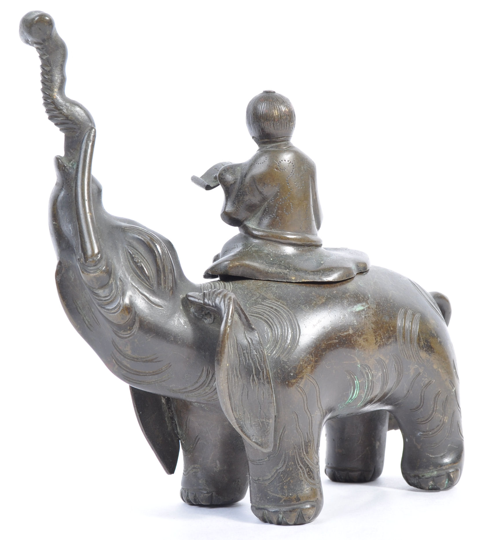 19TH CENTURY CHINESE BRONZE INCENSE BURNER ELEPHAN - Image 2 of 5