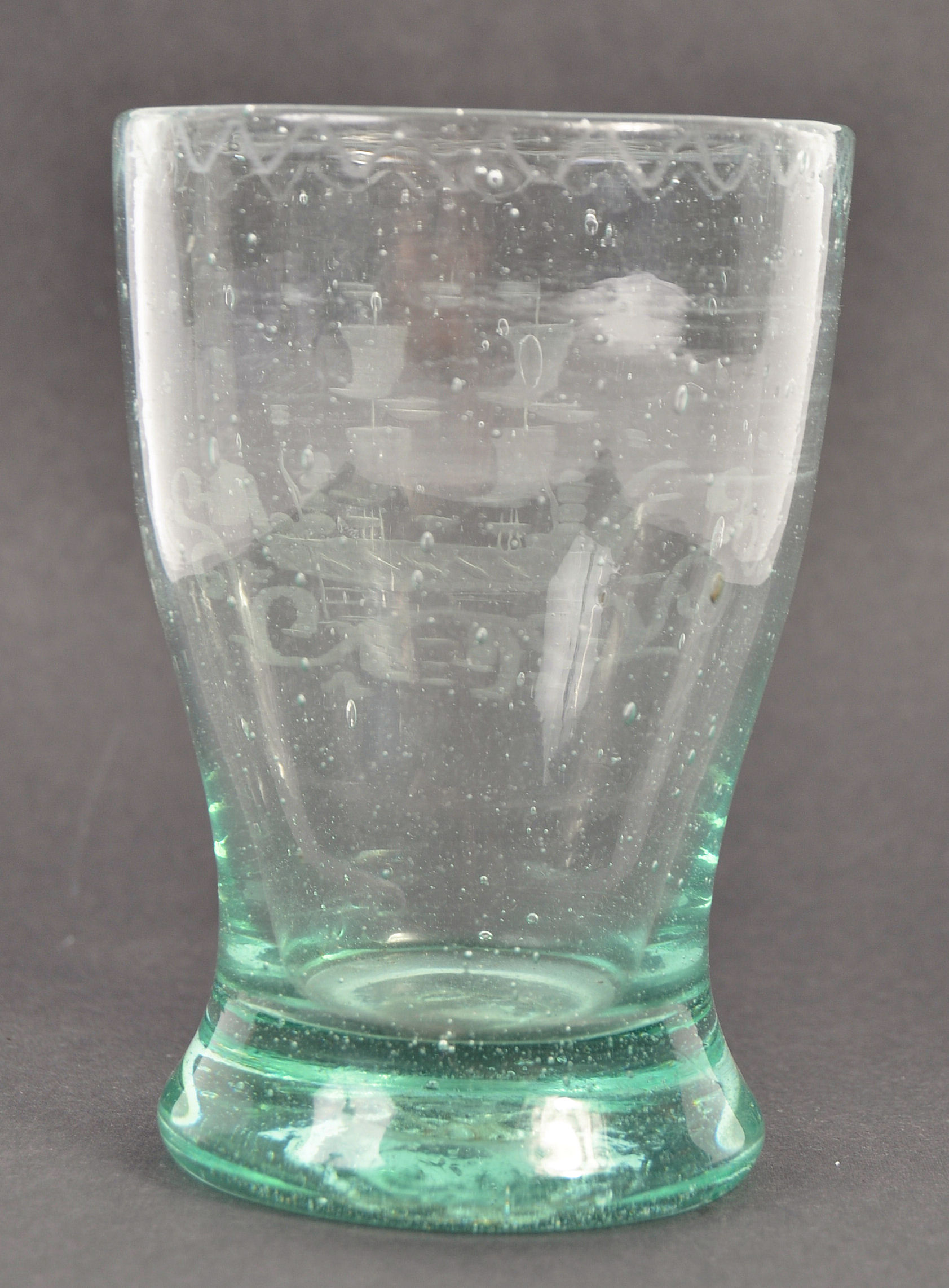 18TH CENTURY GEORGIAN ENGLISH DRINKING GLASS WITH BOAT DECORATION - Image 2 of 5