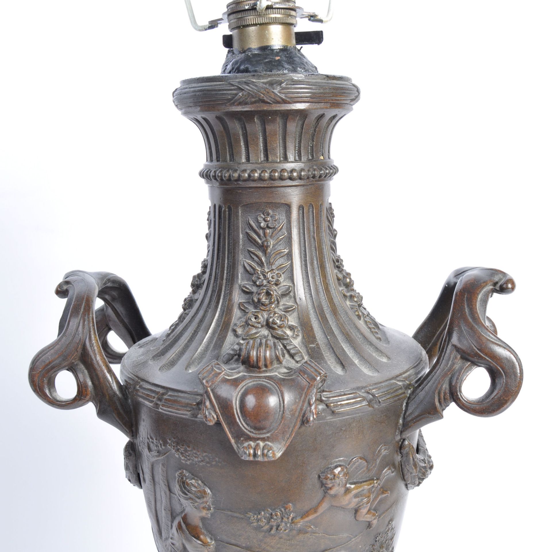 19TH CENTURY FRENCH BRONZE ART NOUVEAU TABLE LAMP - Image 7 of 7