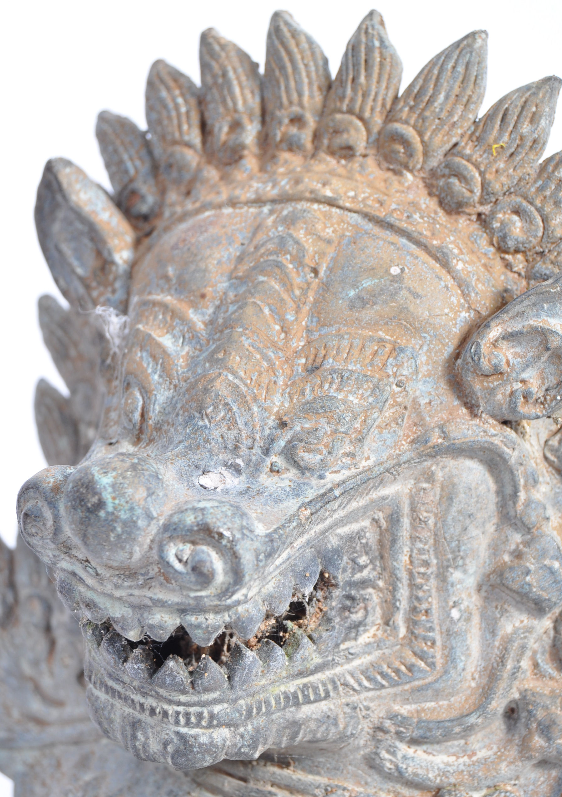 19TH CENTURY THAI ANTIQUE HOLLOW CAST BRONZE SINGHA LIONS - Image 3 of 5