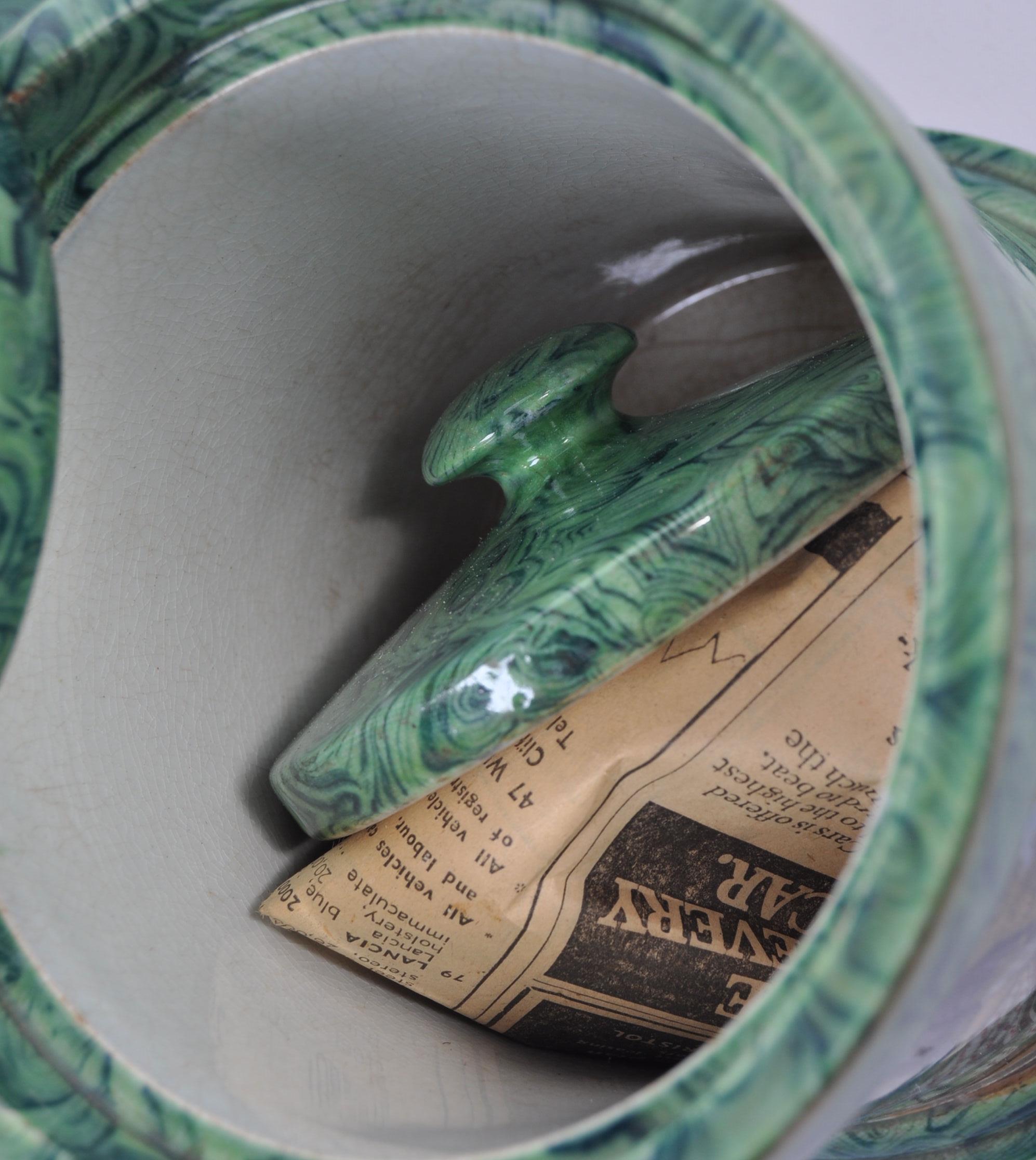 COLLECTION OF ANTIQUE GREEN MALACHITE PRATTWARE - Image 6 of 6