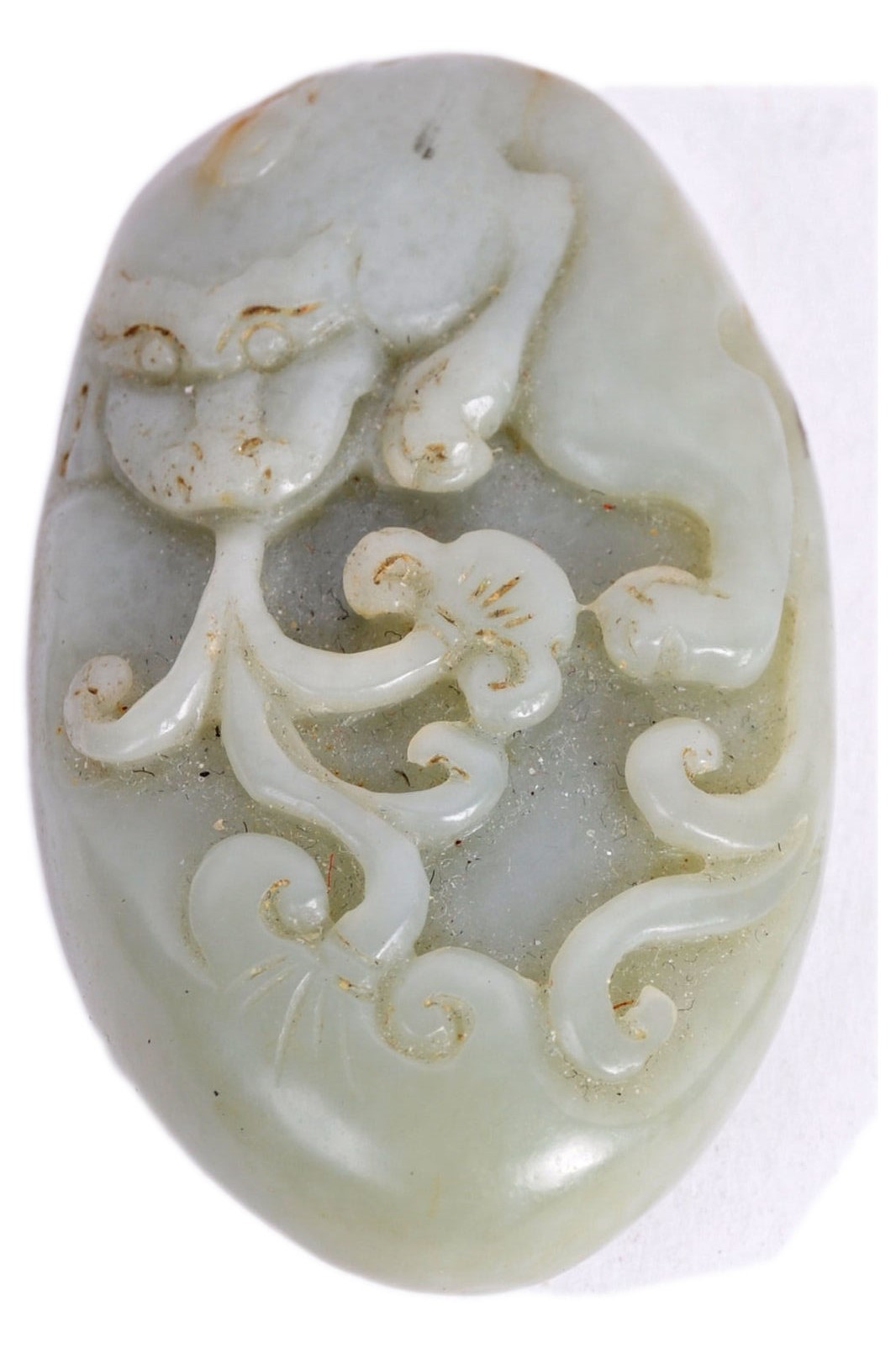 19TH CENTURY CARVED JADE TOGGLE WITH DRAGON DECORATION