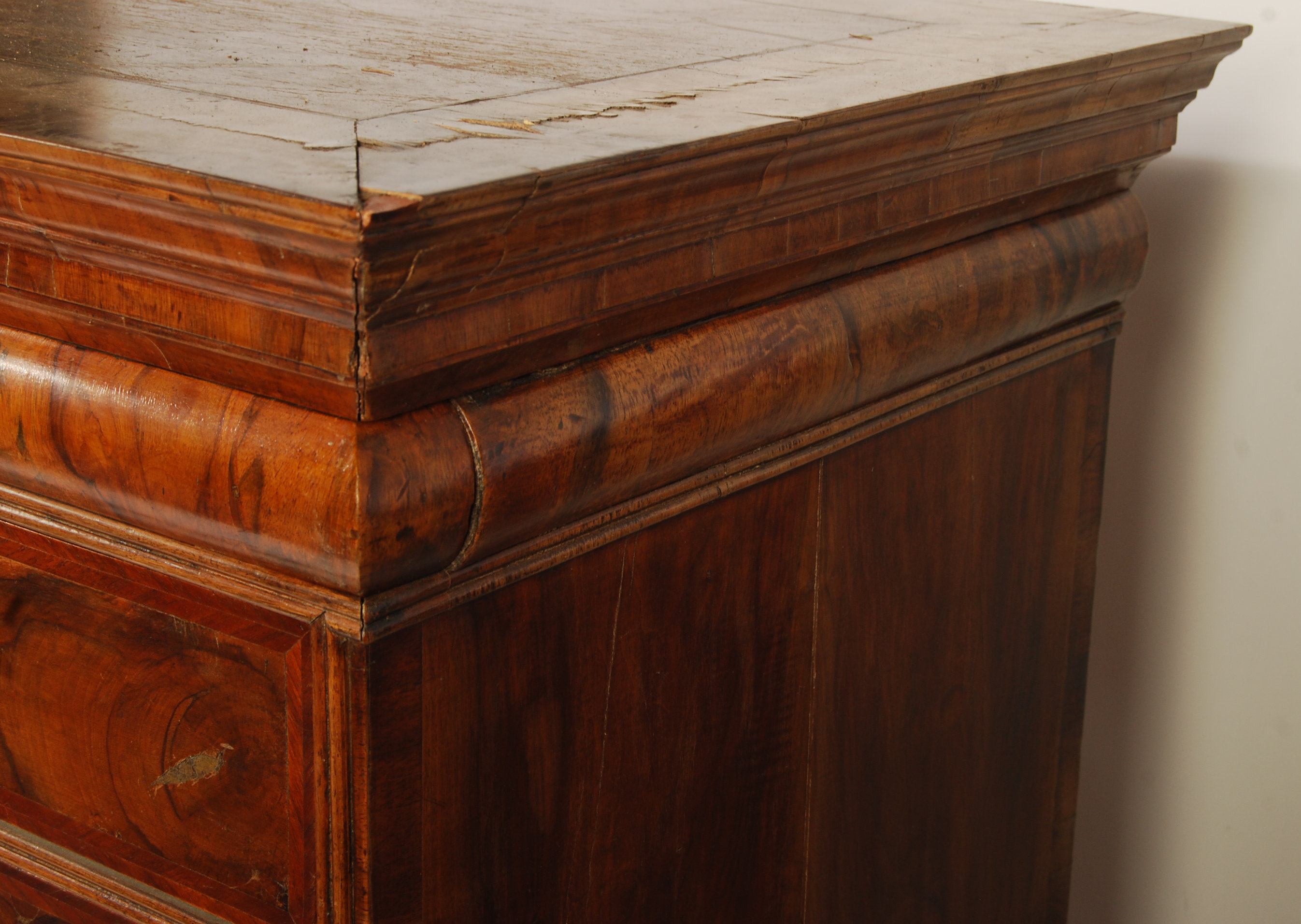 LATE 17TH / 18TH CENTURY WALNUT CHEST ON STAND - Image 7 of 11