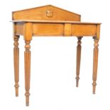 19TH CENTURY VICTORIAN ENGLISH ANTIQUE OAK CONSOLE TABLE