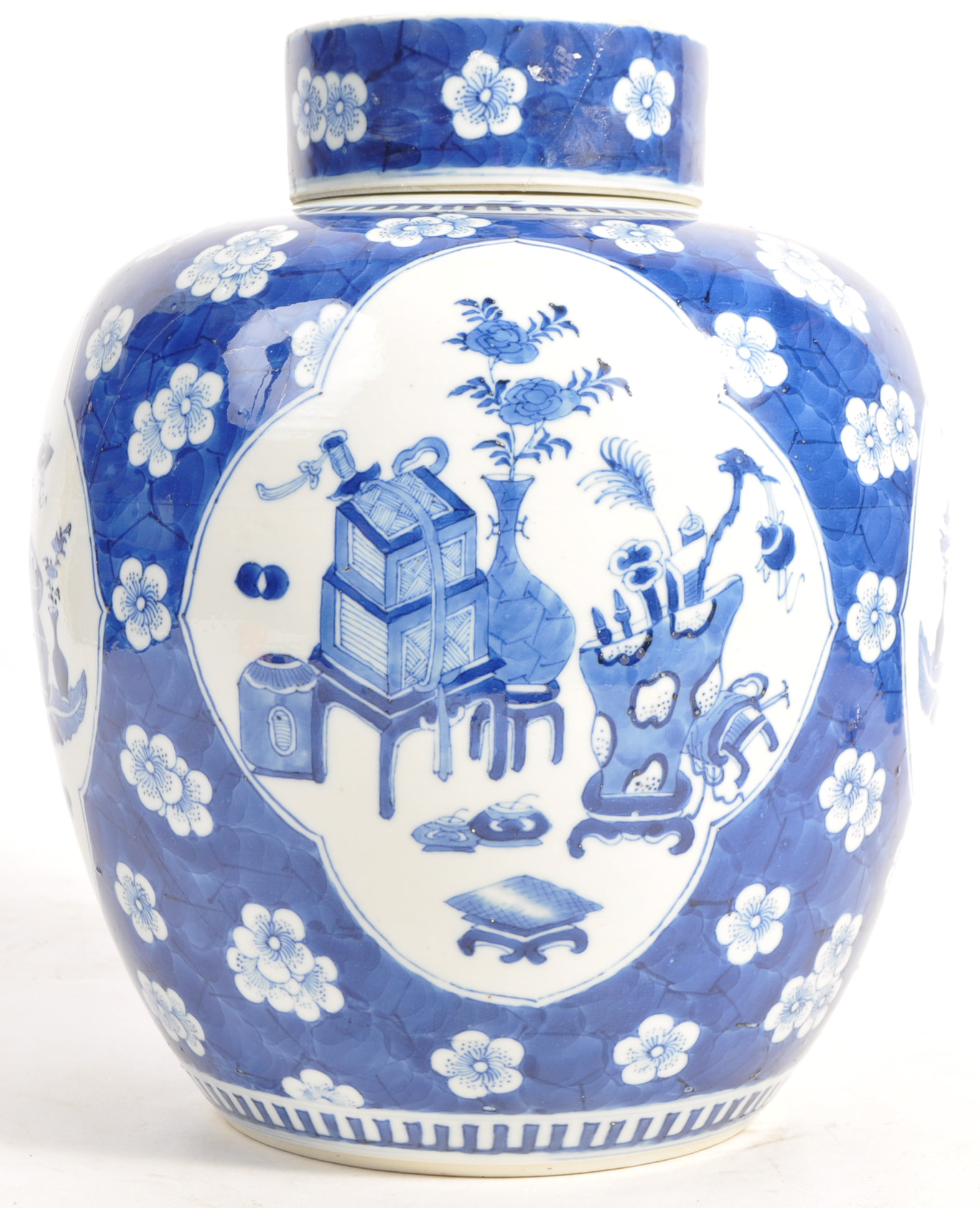 EARLY 19TH CENTURY CHINESE KANGXI MARK BLUE AND WHITE GINGER JAR - Image 2 of 7