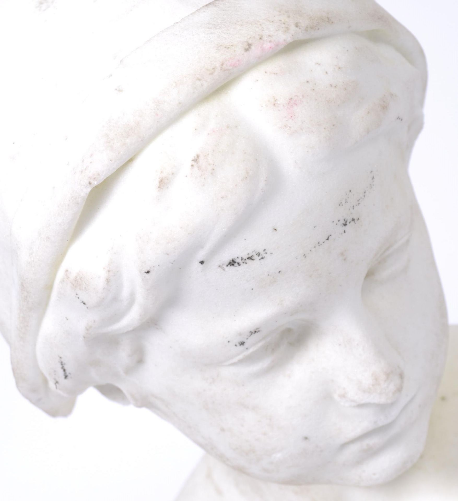 18TH / 19TH CENTURY ITALIAN WHITE MARBLE BUST OF A MAIDEN - Bild 7 aus 8