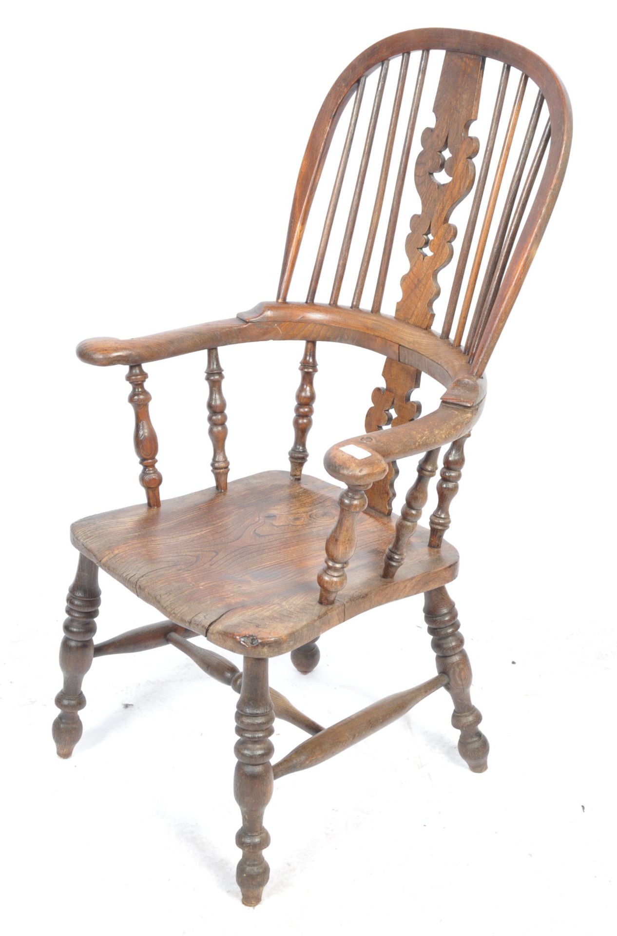 19TH CENTURY ENGLISH ANTIQUE YEW WOOD WINDSOR CARVER CHAIR - Image 2 of 6