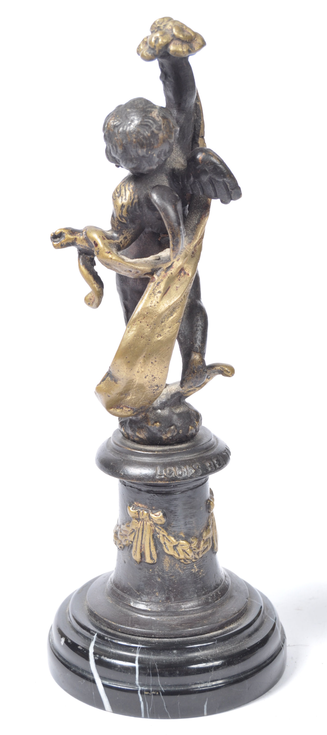 19TH CENTURY FRENCH ANTIQUE BRONZE FIGURINE OF A WINGED CHERUB - Image 3 of 4