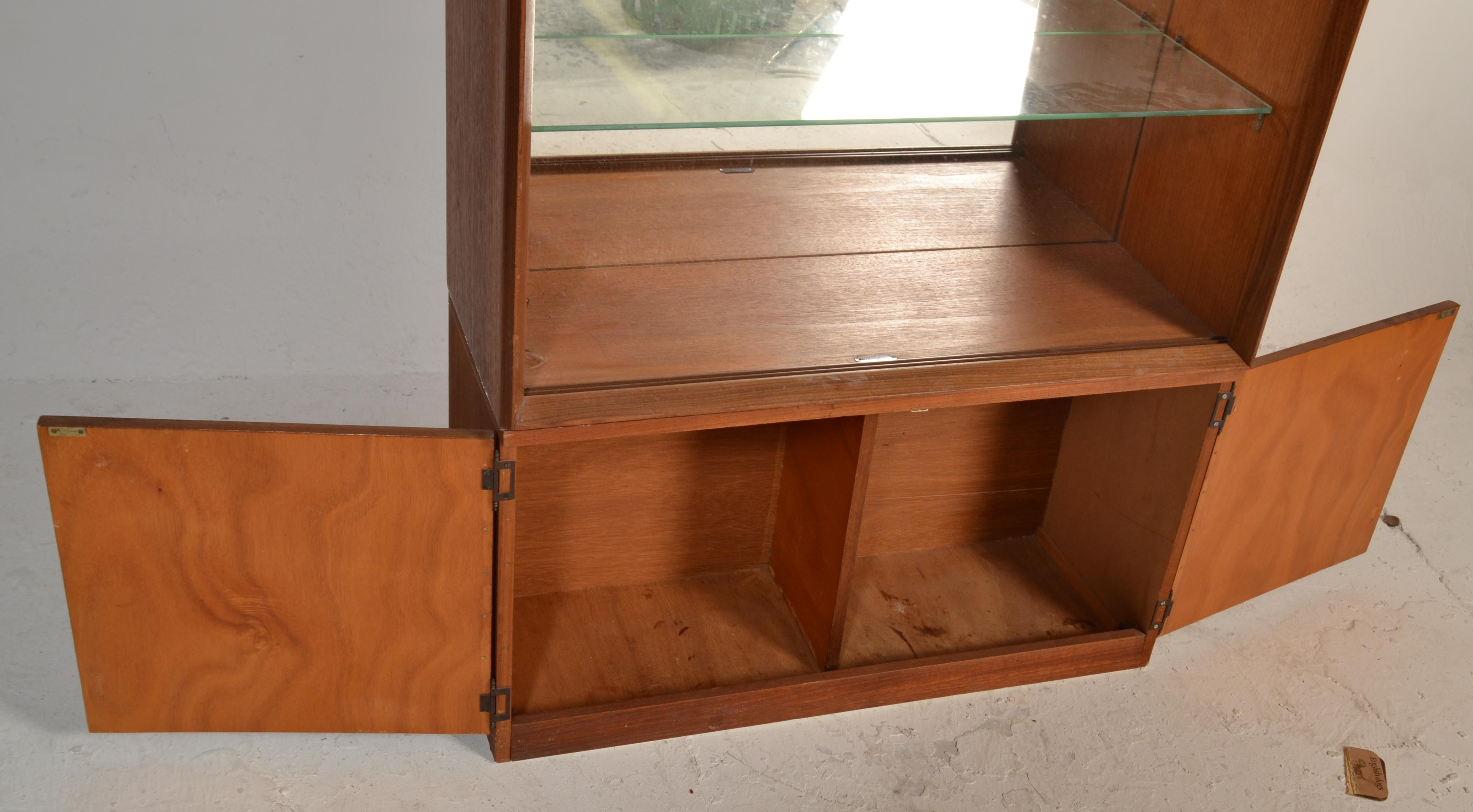 A mid century / circa 1960's Turnidge teak wood li - Image 5 of 5