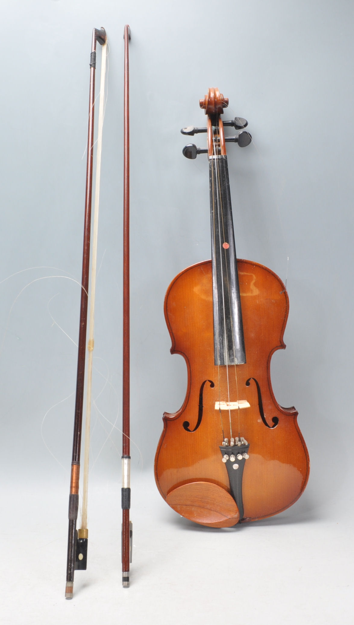 A 20th Century full size violin with two piece bac - Image 2 of 18