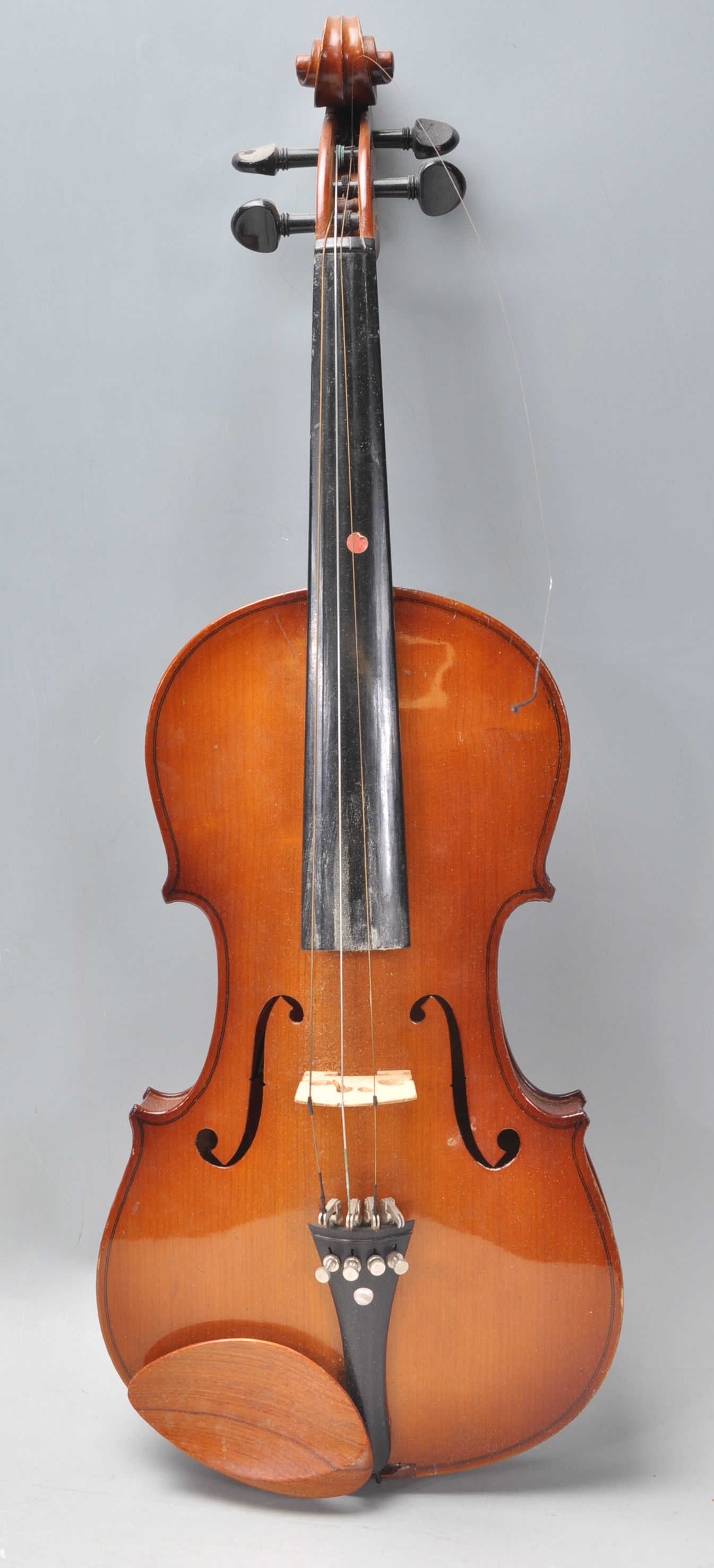 A 20th Century full size violin with two piece bac - Image 7 of 18