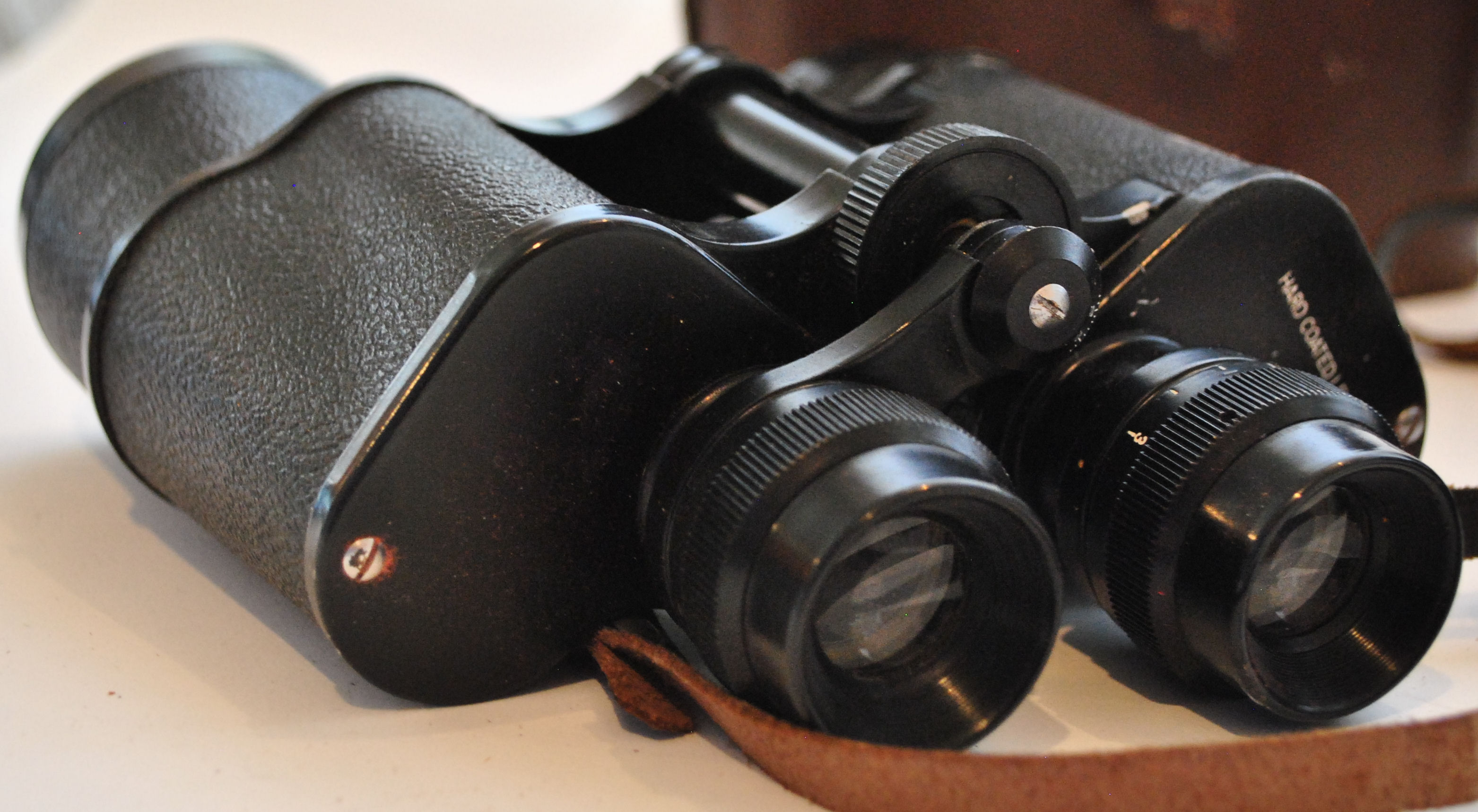 WWII SECOND WORLD WAR AND LATER BINOCULARS - Image 2 of 6