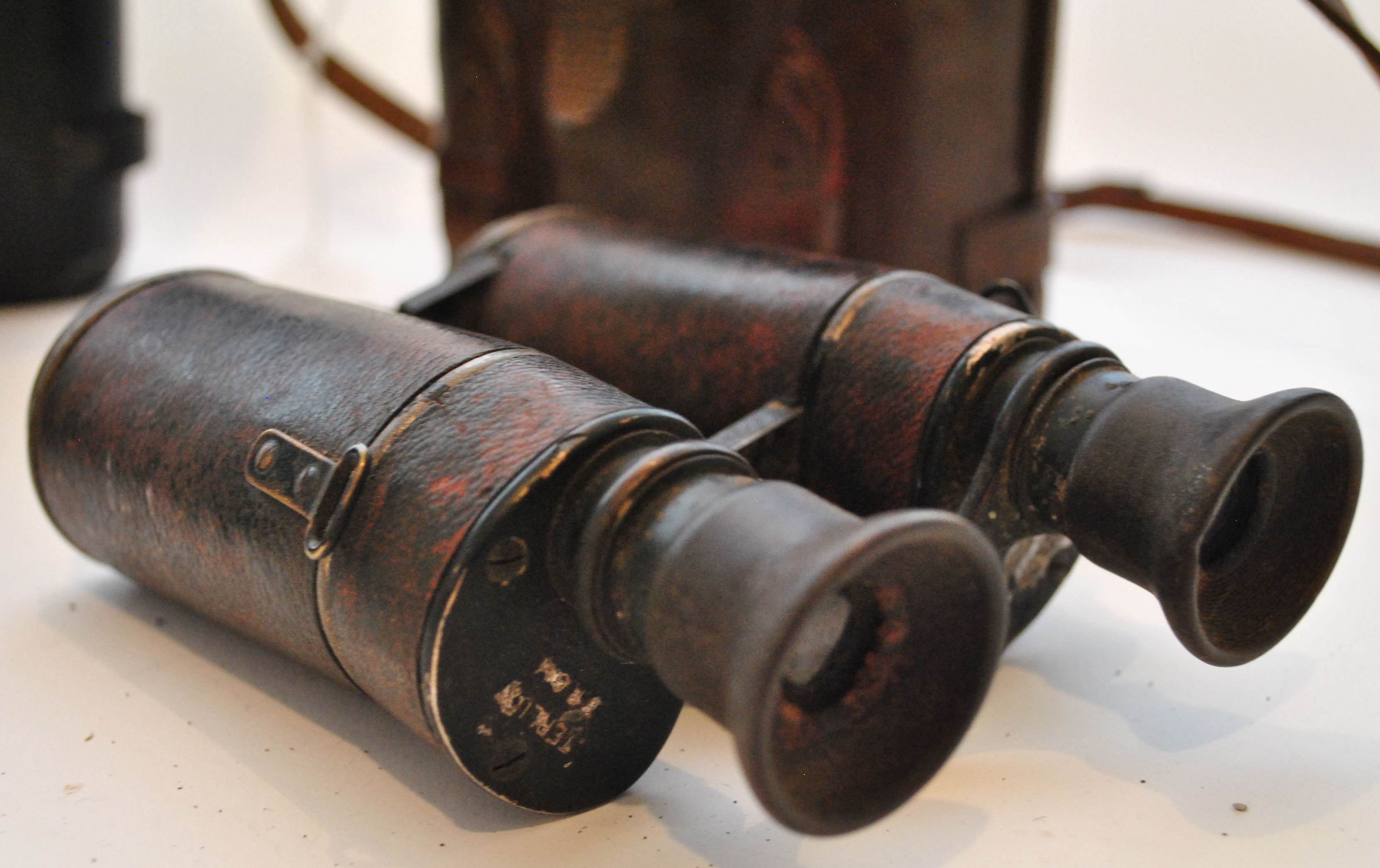 WWII SECOND WORLD WAR AND LATER BINOCULARS - Image 4 of 6