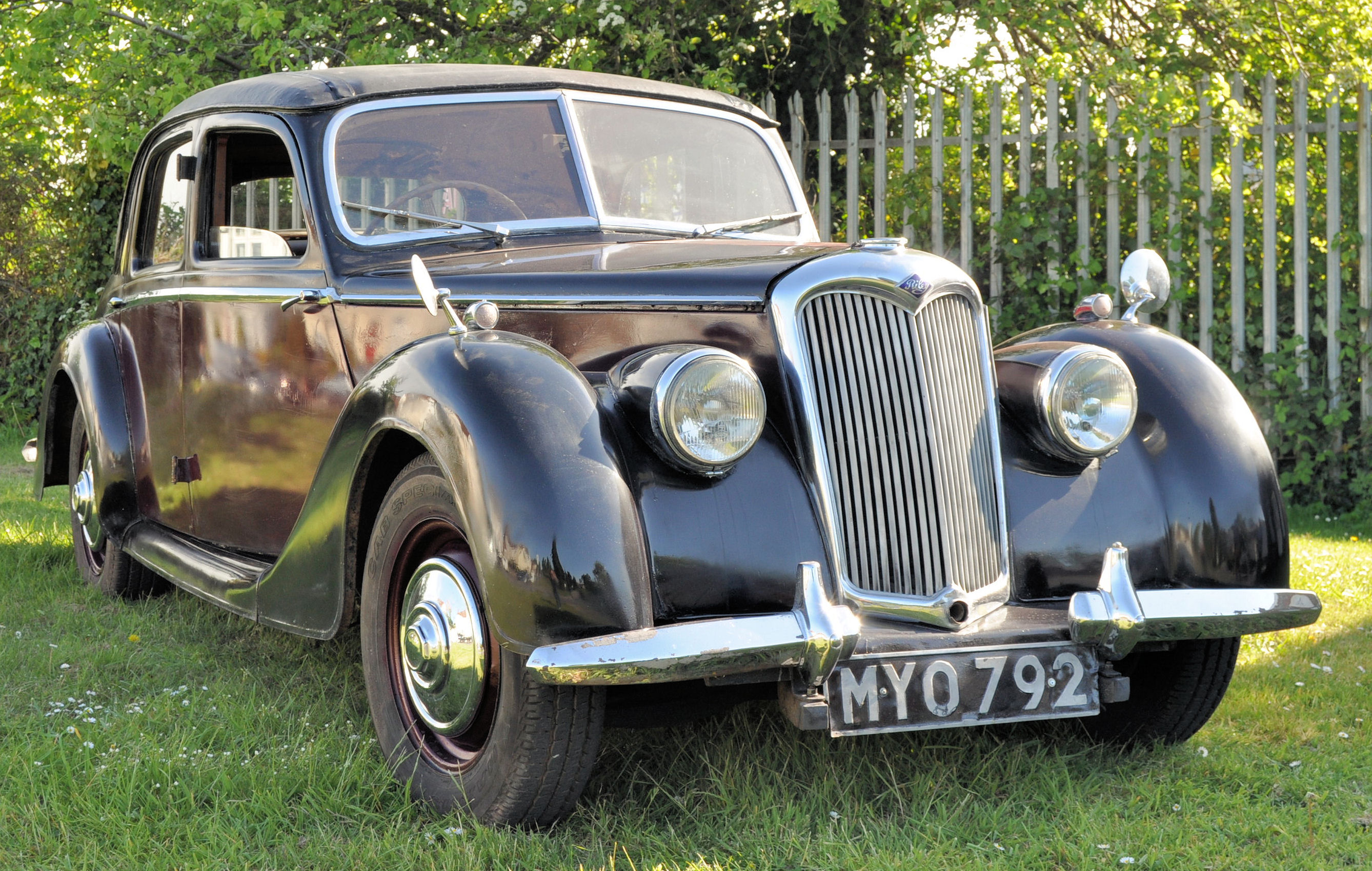 1952 RILEY RMA 1.5 MAROON & BLACK - MYO 792