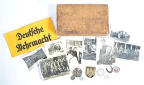 COLLECTION OF WWII GERMAN ARMY ' BRING BACK ' ITEMS