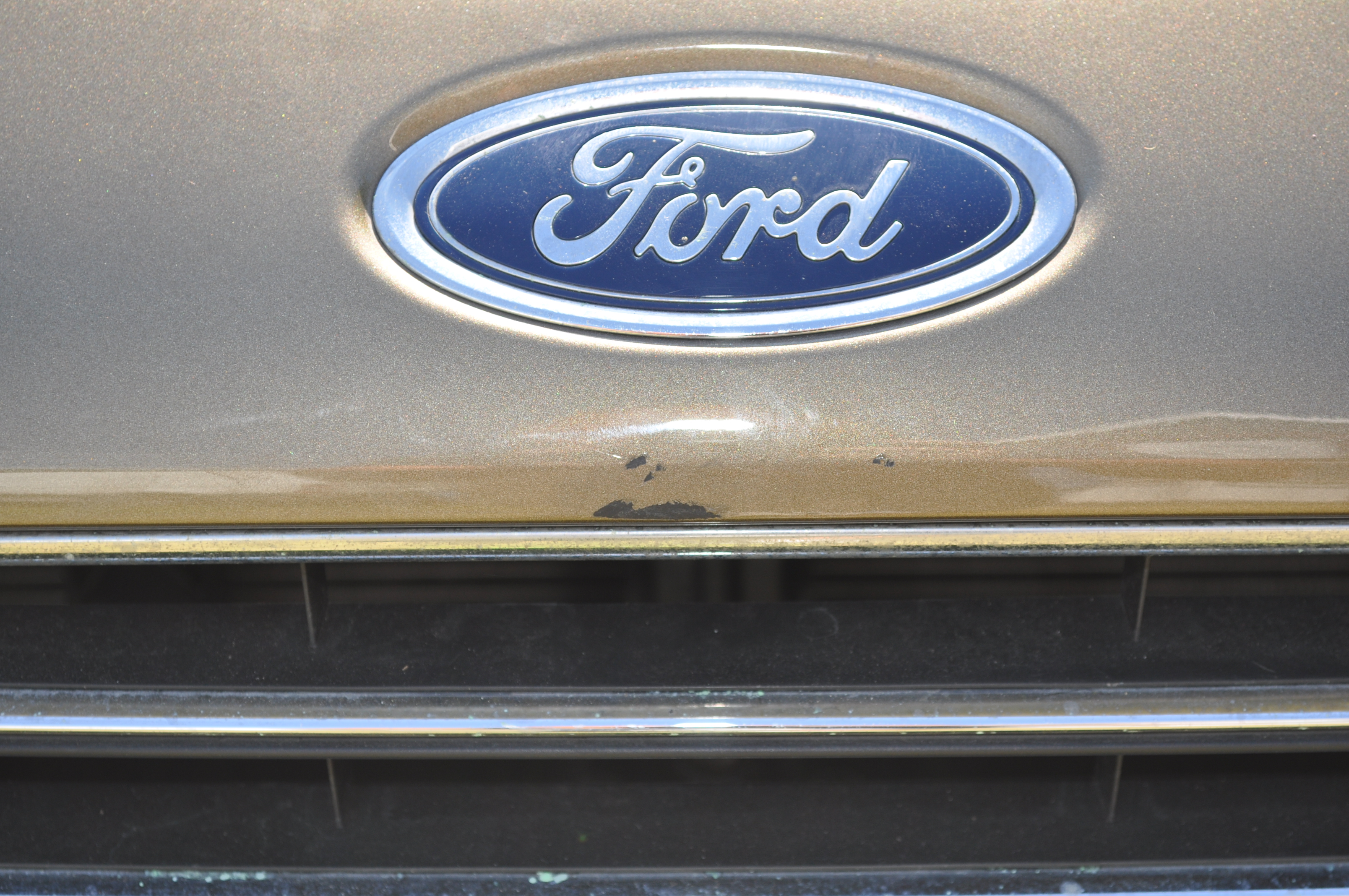 WR13 BJK - Ford Fiesta - Automatic - A 2013 Ford Fiesta in metallic gold, 1596cc, Titanium, petrol - Image 47 of 61