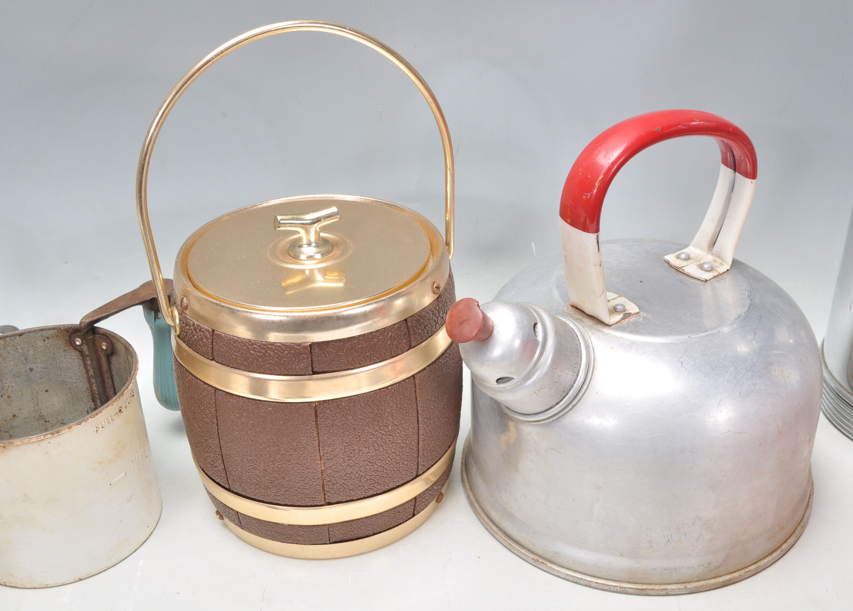 A  collection of vintage 20th century  kitchenalia to include a Le Creuset Belgian orange - Image 9 of 12