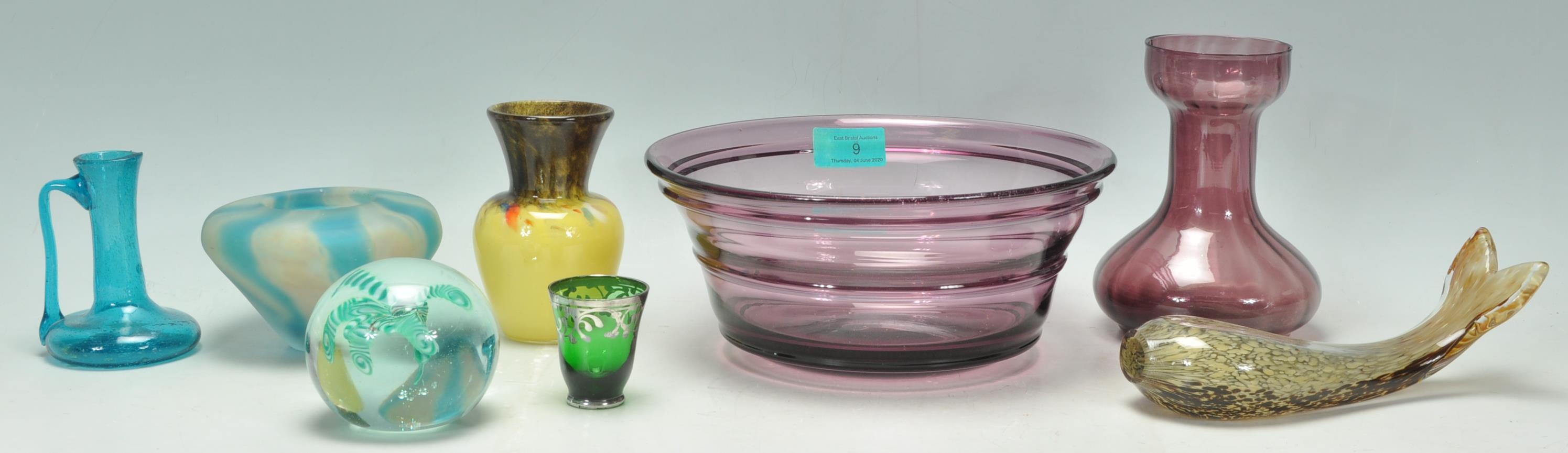 A collection of vintage retro studio glass to include a Whitefriars amethyst centerpiece bowl, a