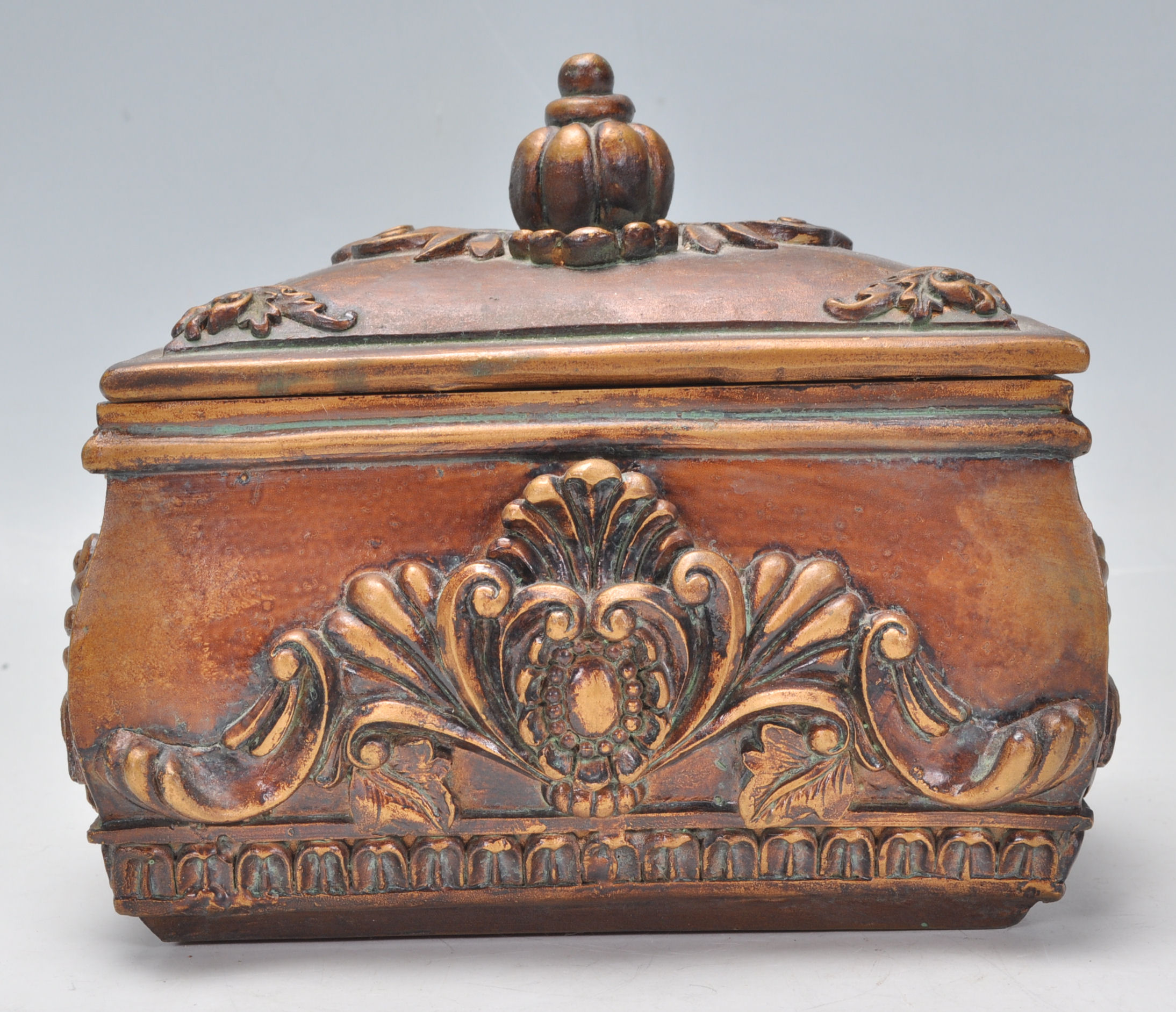 A unusual terracotta jewellery / trinket box havin - Image 4 of 8