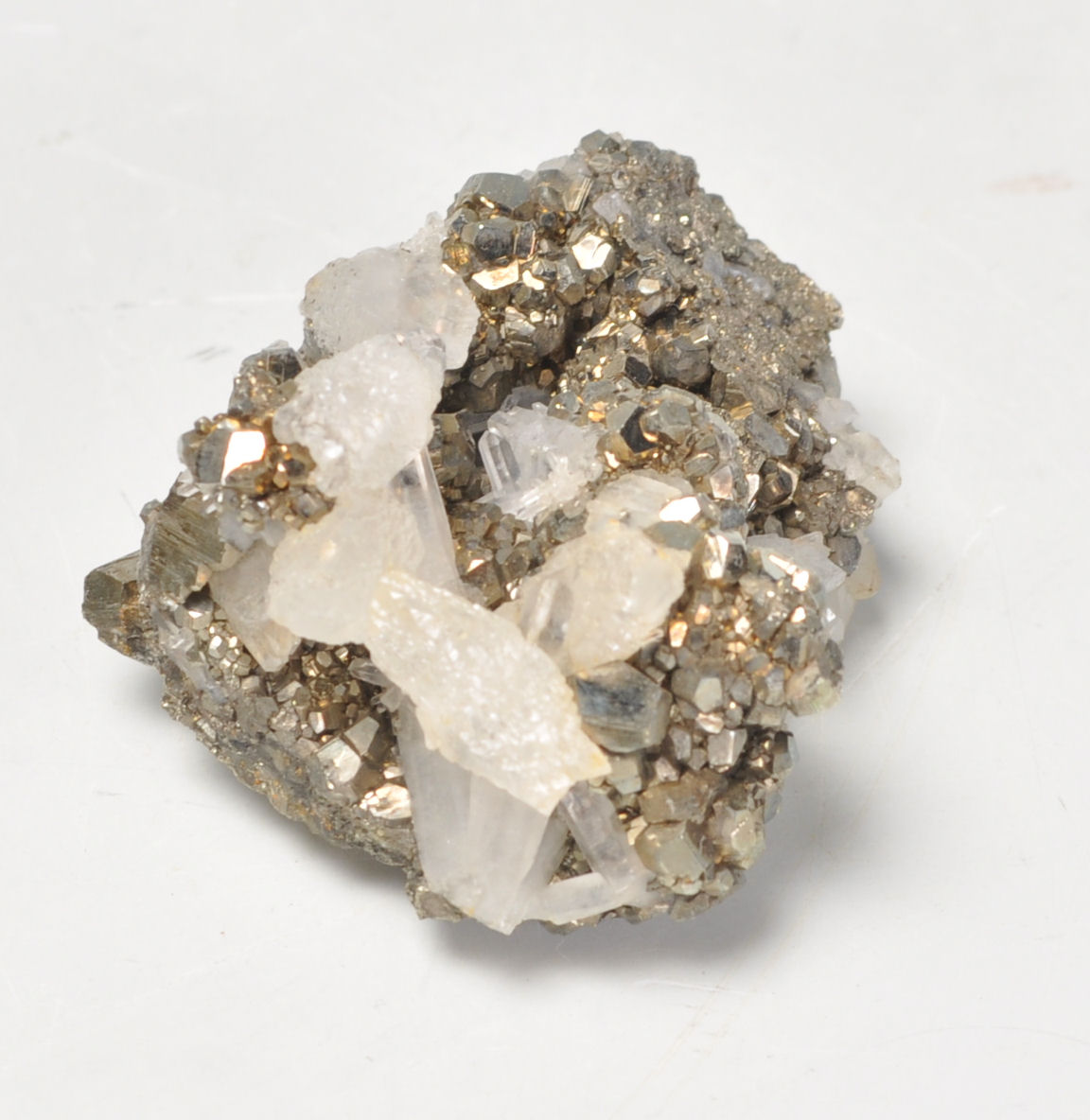 A large collection of pyrite crystal cube clusters / fools gold / rock / fossils / minerals - Image 7 of 8