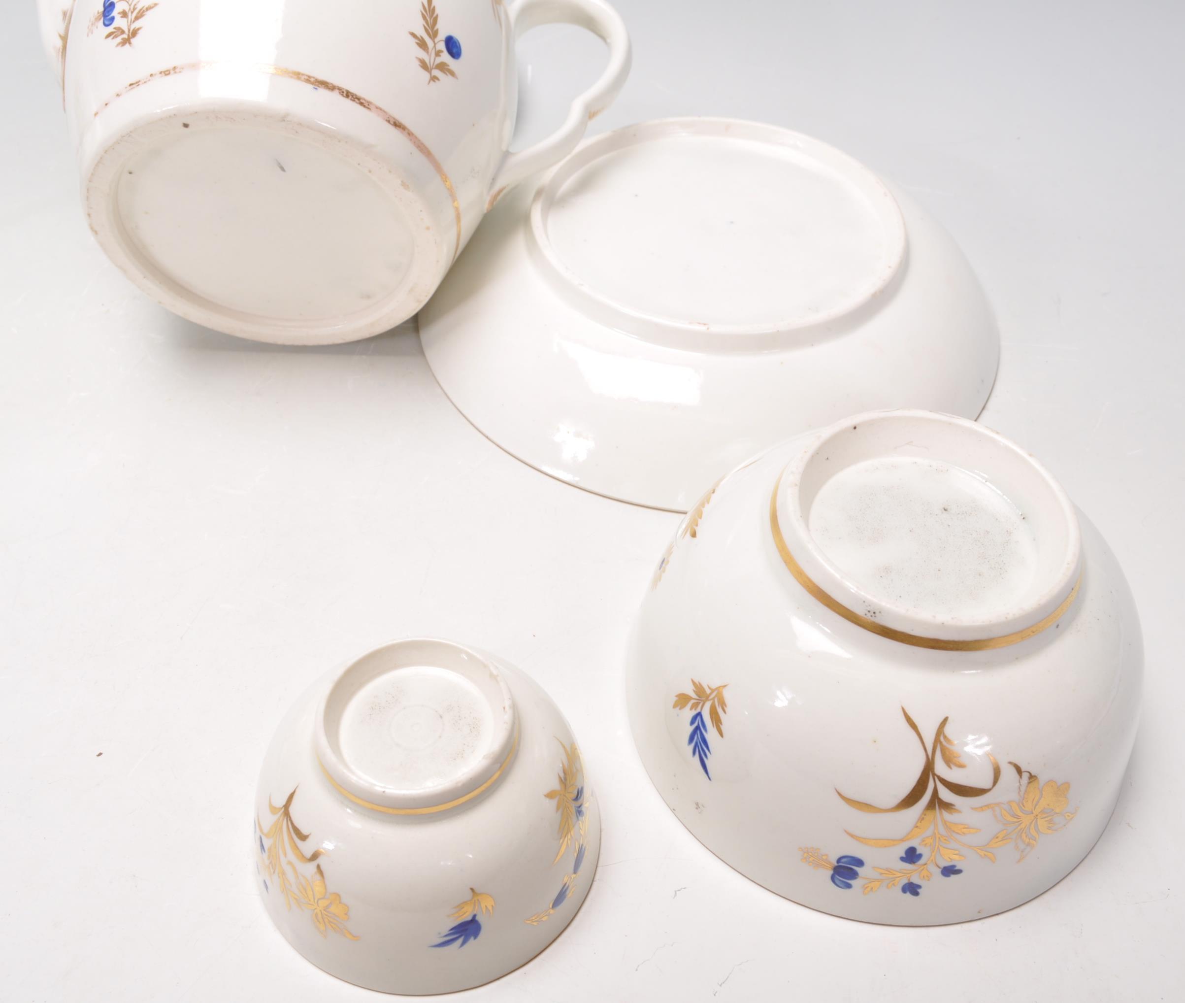 A collection of 18th and 19th century Worcester 1st period ceramics - china to include teapot, - Image 10 of 10
