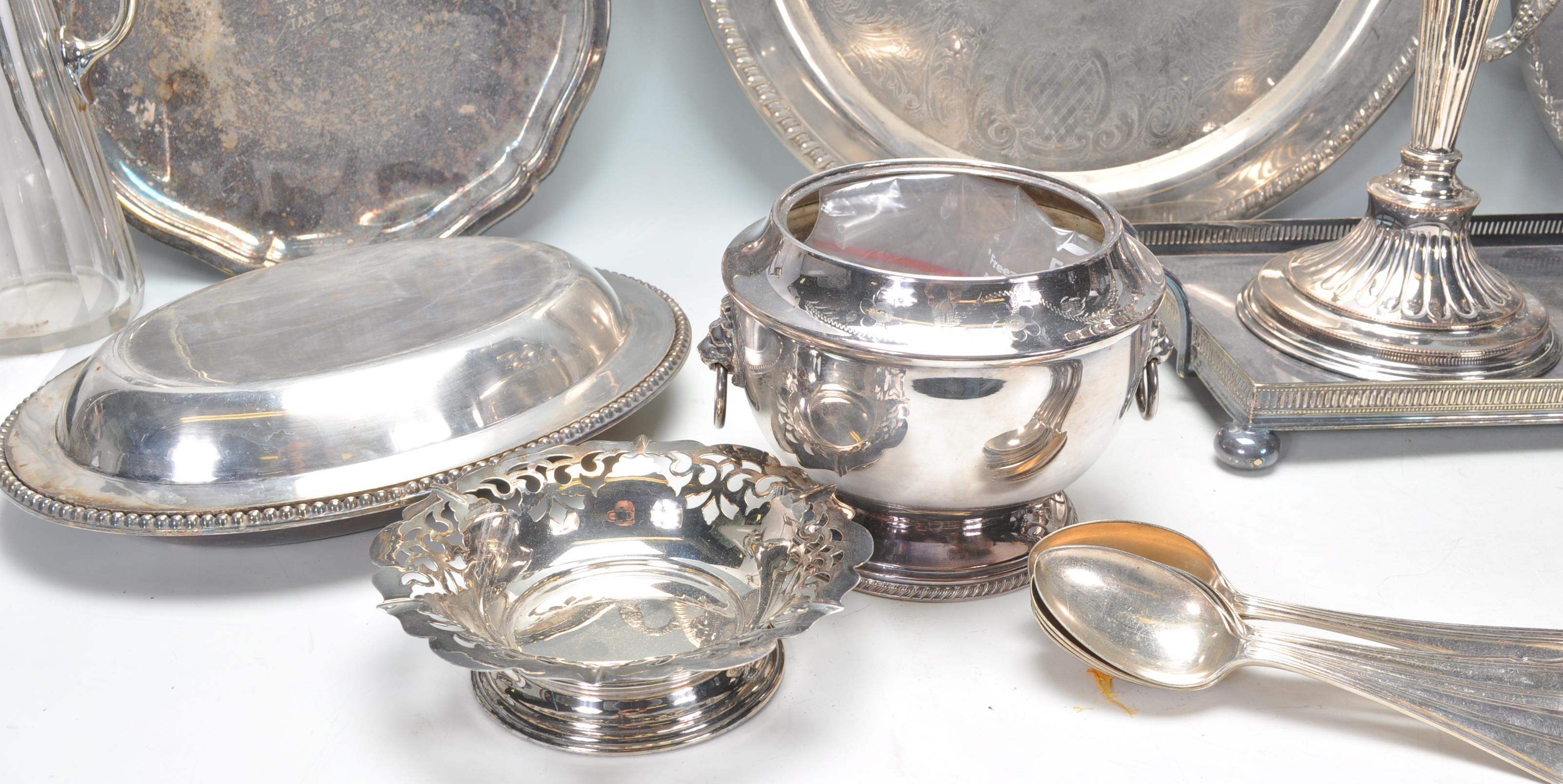 A good collection of 20th Century silver plated items to include boxed cutlery sets, tea and - Image 19 of 26